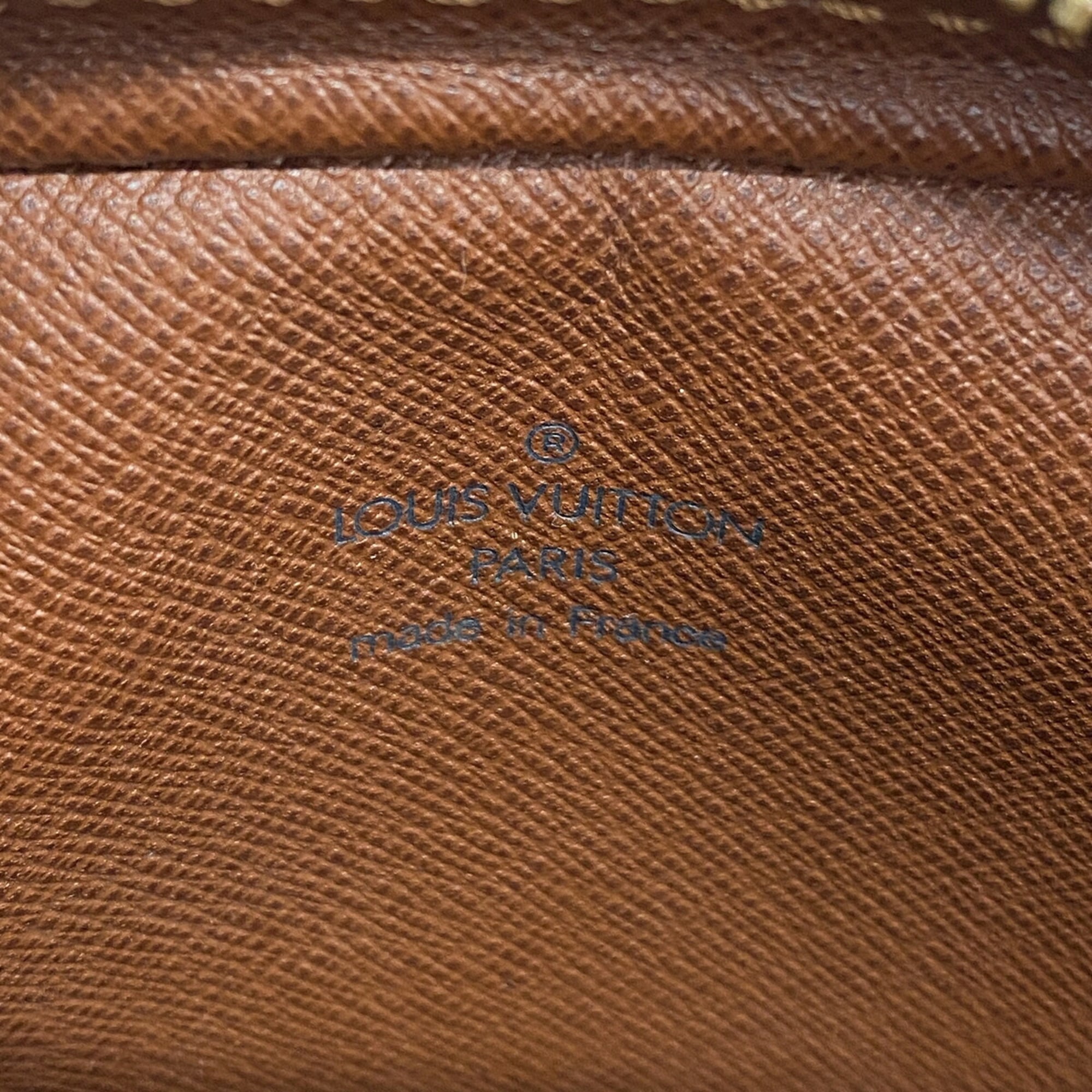 Louis Vuitton Brown Shoulder Bag (Pre-Owned)