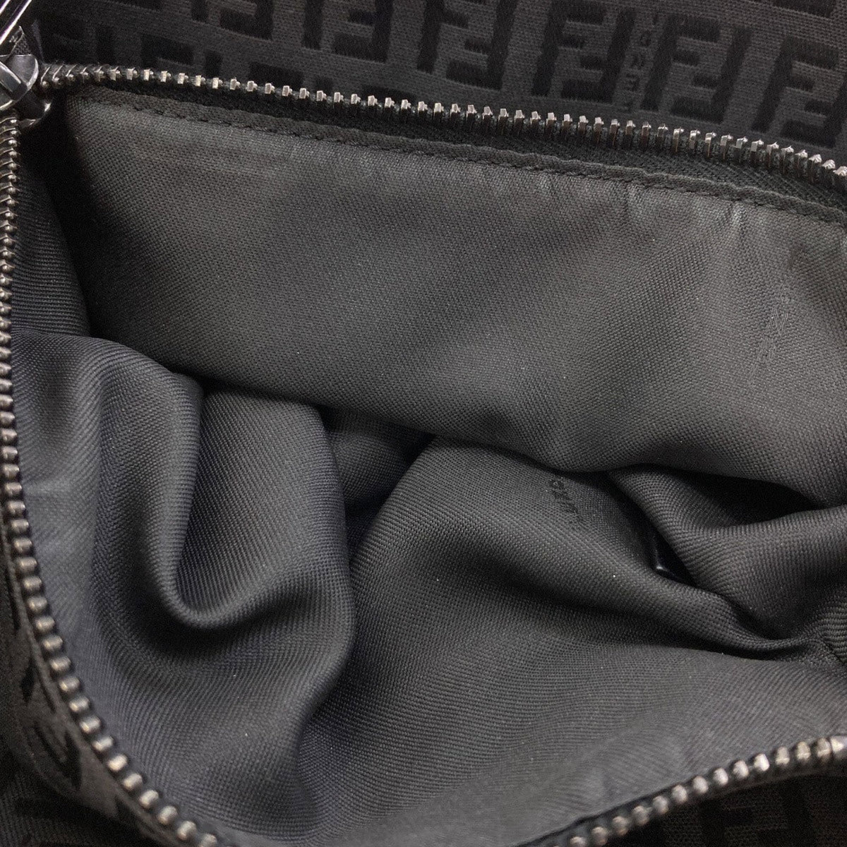 Fendi Black Canvas Handbag (Pre-Owned)