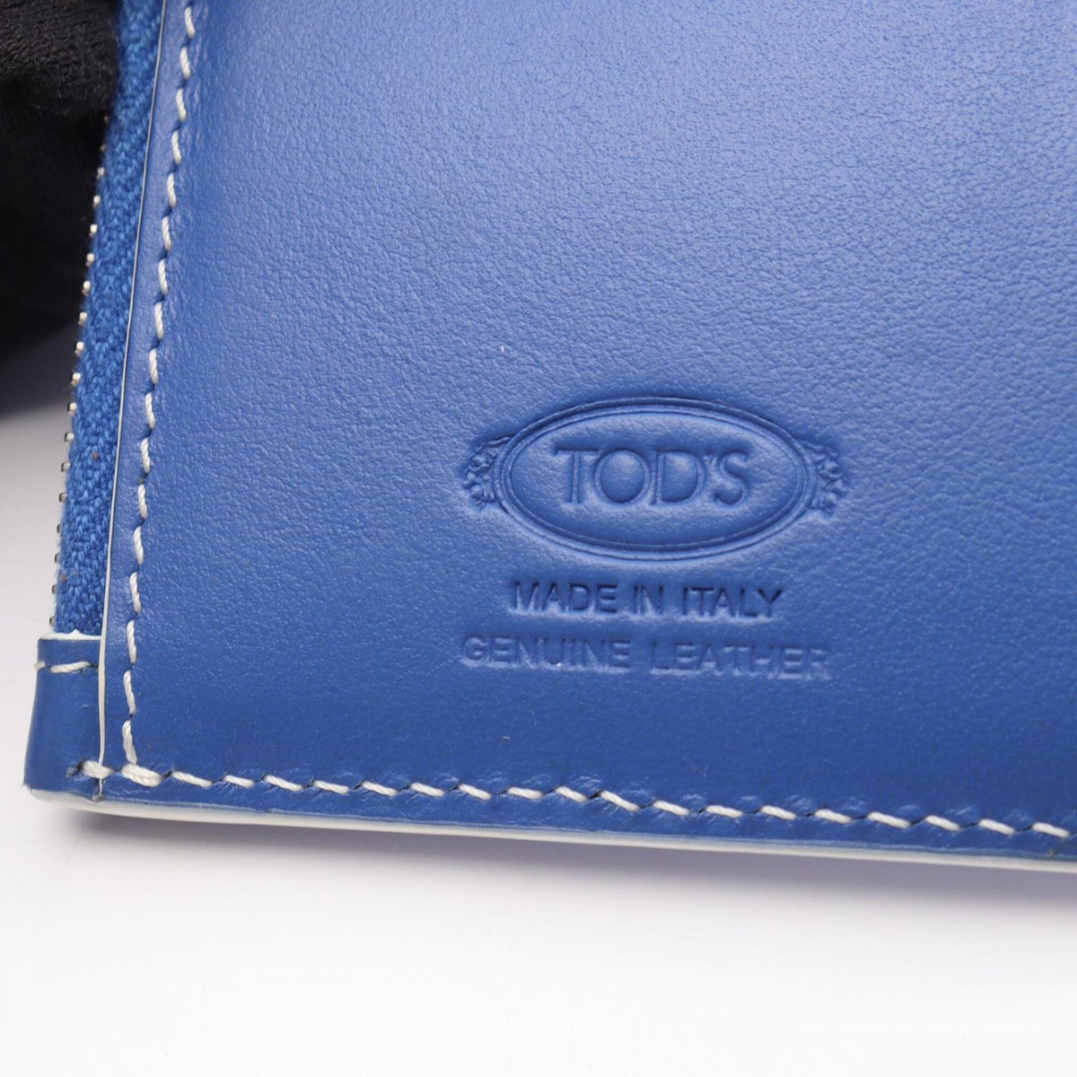 Tod's Blue Leather Wallet (Bi-Fold) (Pre-Owned)