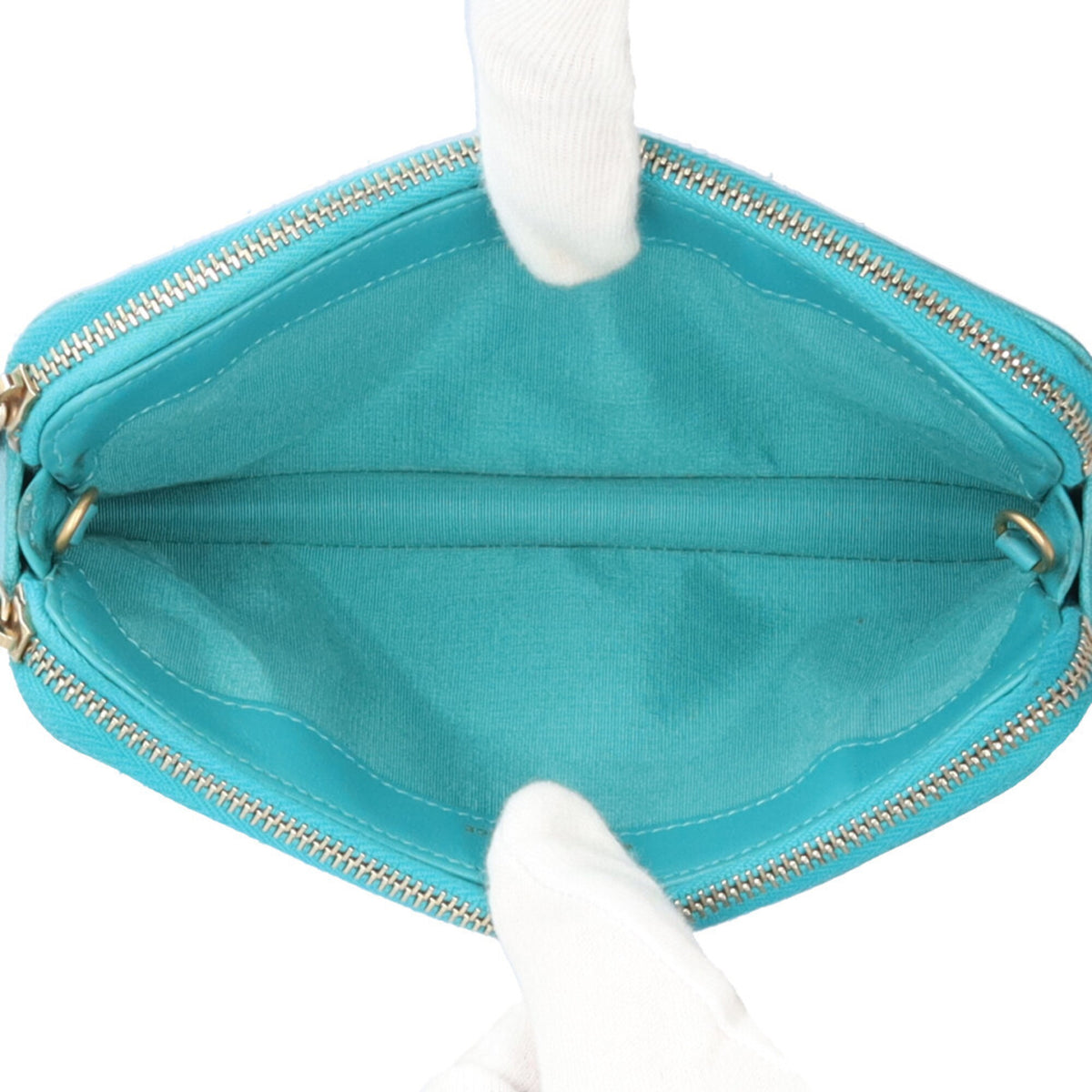 Chanel Boy Chanel Green Turquoise Grained Calfskin Handbag Shoulder Bag (Pre-Owned)