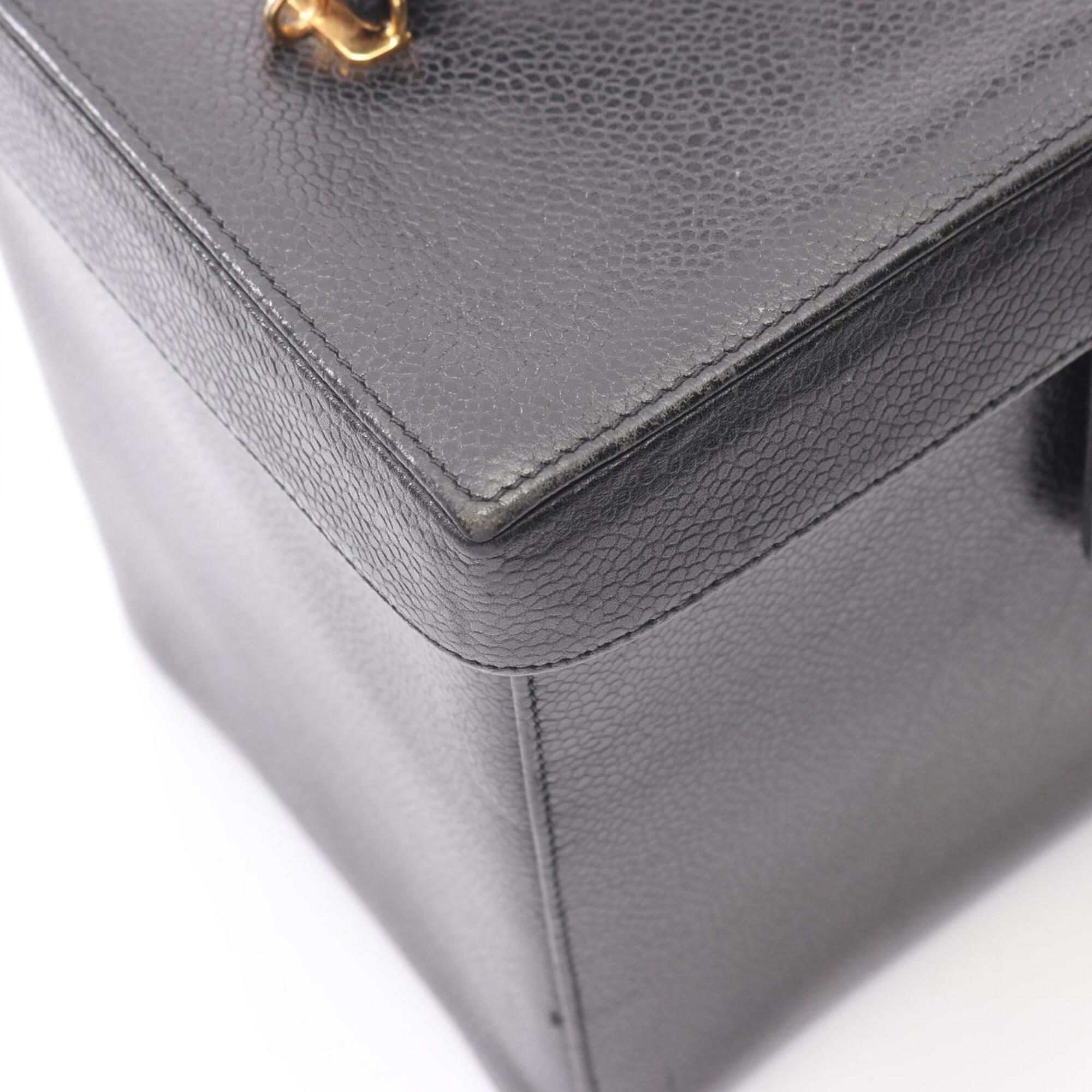 Chanel Black Grained Calfskin Handbag (Pre-Owned)