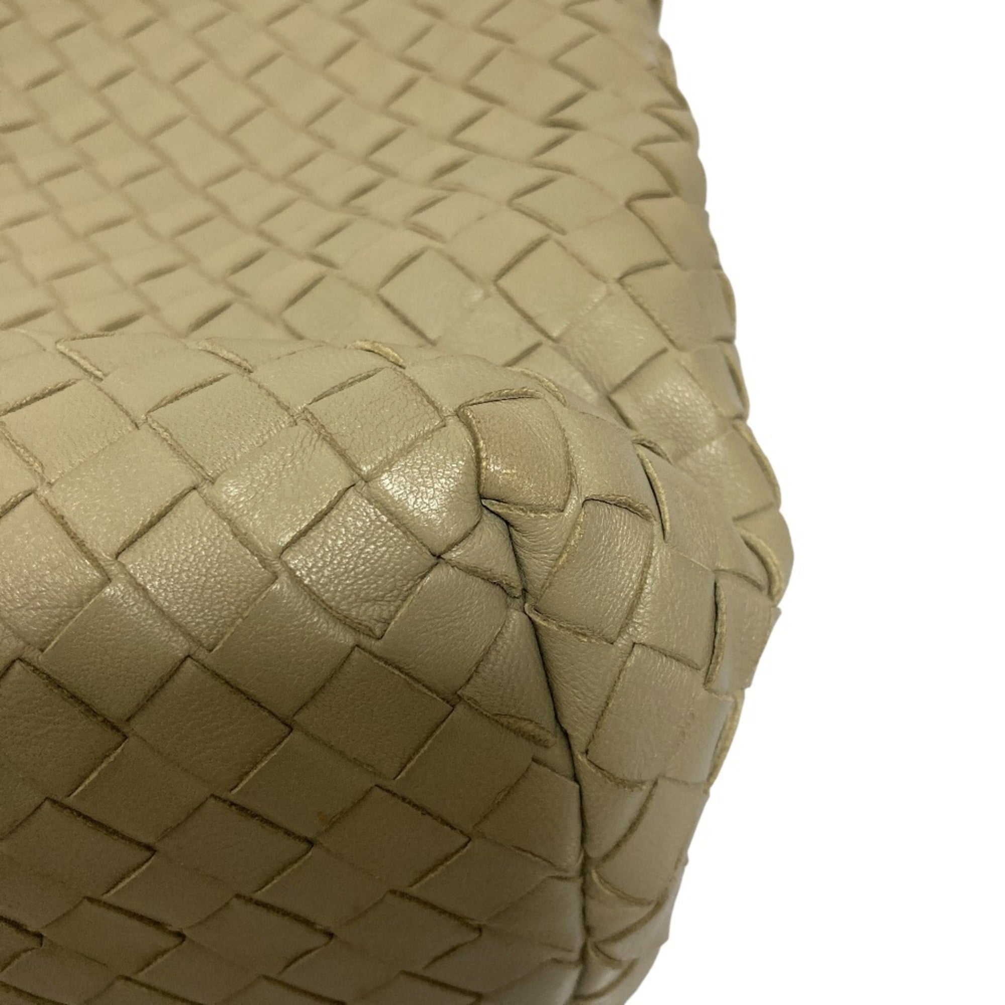 Bottega Veneta Grayish Intrecciato Shoulder Bag (Pre-Owned)