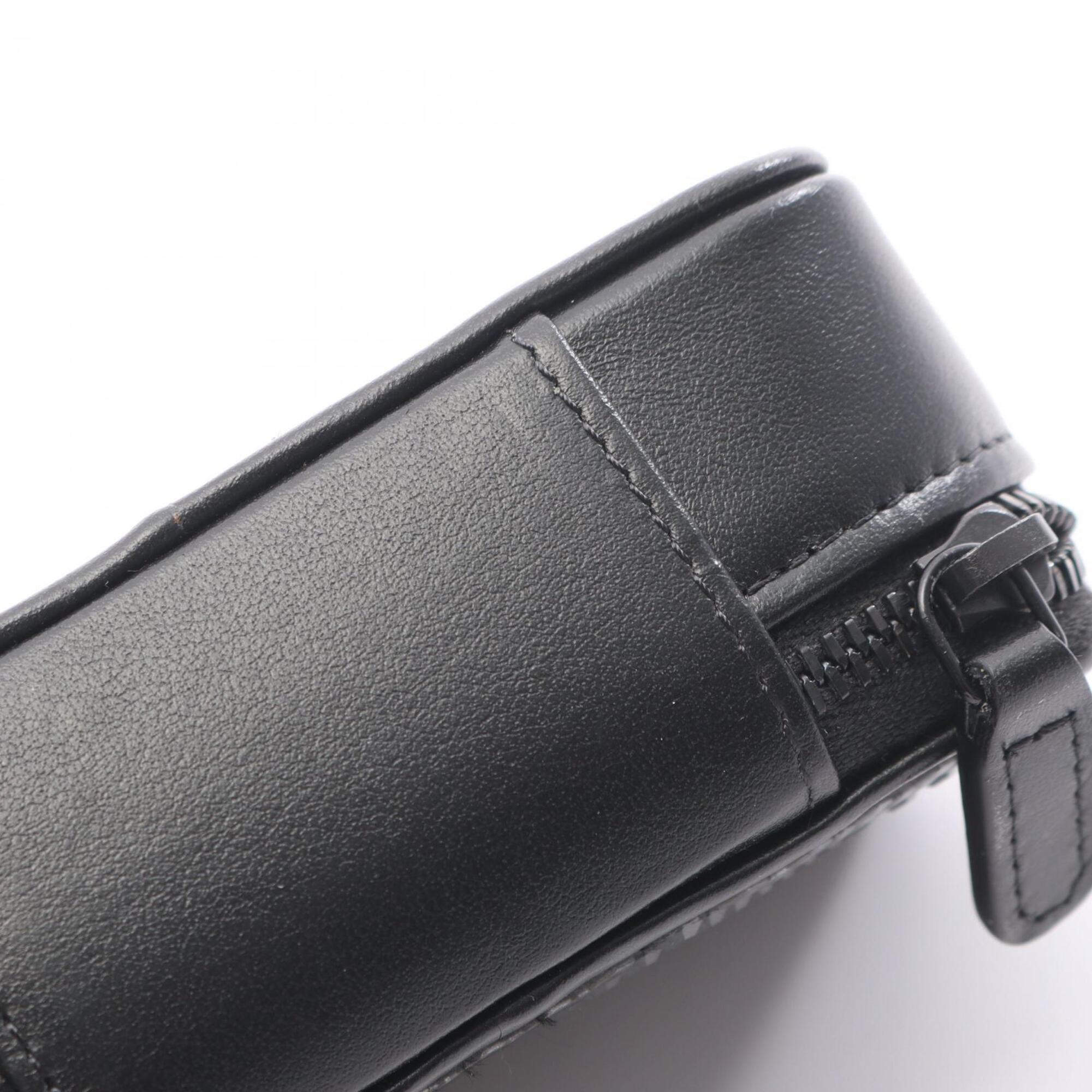 Chanel Black Leather Handbag Shoulder Bag (Pre-Owned)