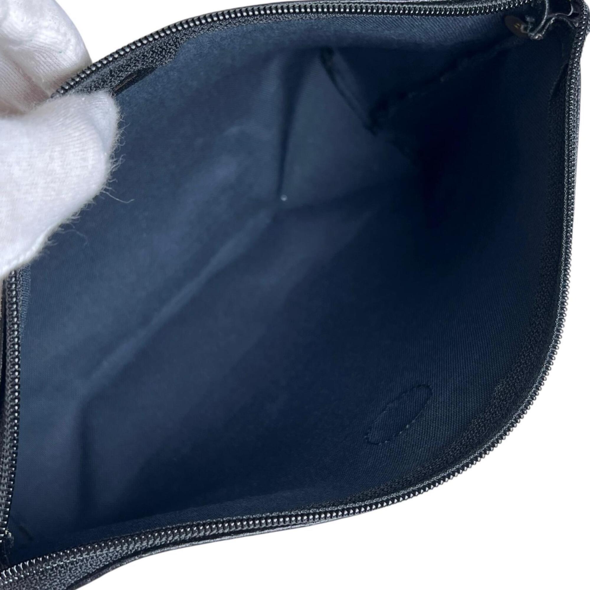 Gucci Black Gray Pvc Clutch Bag Pouch (Pre-Owned)