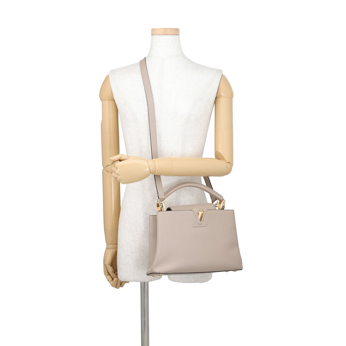 Louis Vuitton Beige Leather Handbag Shoulder Bag (Pre-Owned)