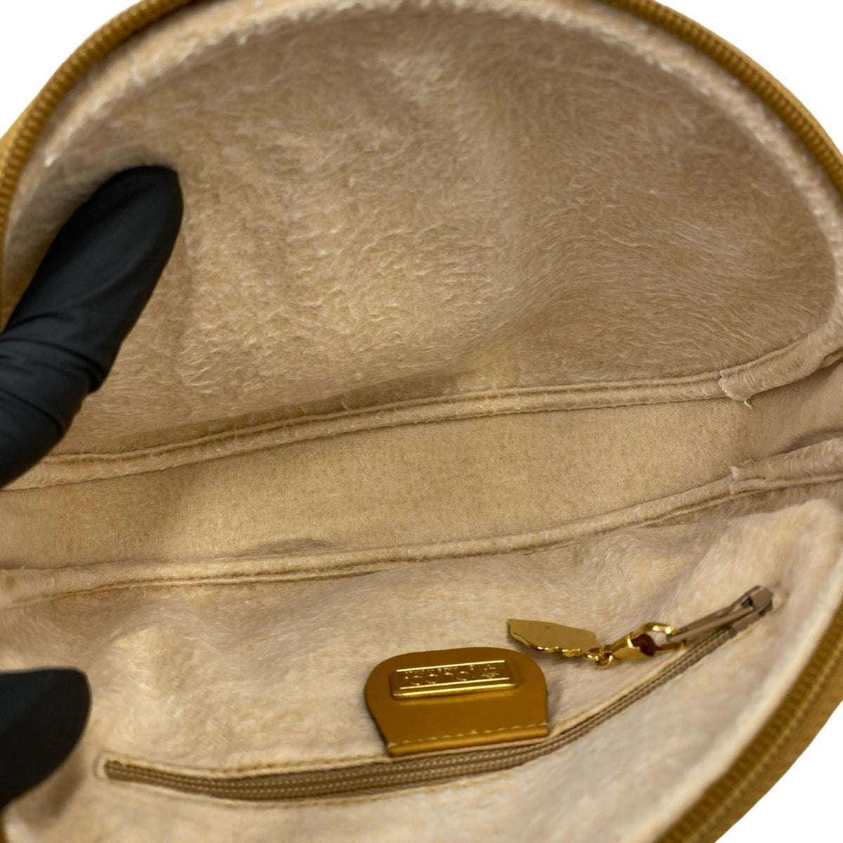 Gucci Brown Ivory Leather Pvc Pochette Shoulder Bag (Pre-Owned)