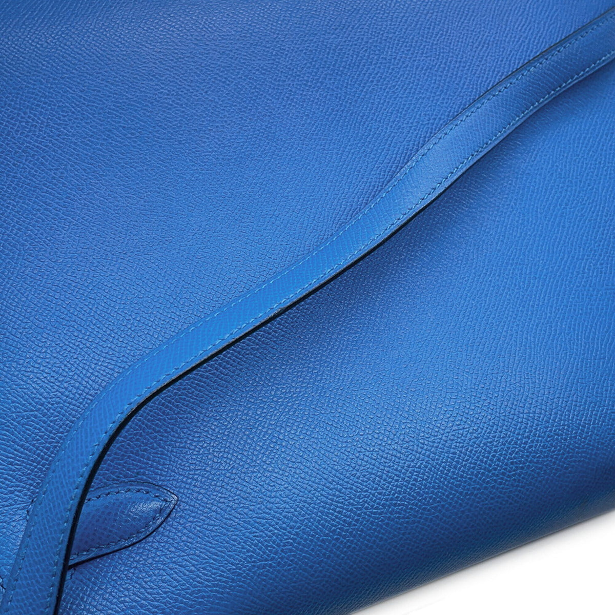 Hermes Kelly Blue Courchevel Leather Handbag (Pre-Owned)