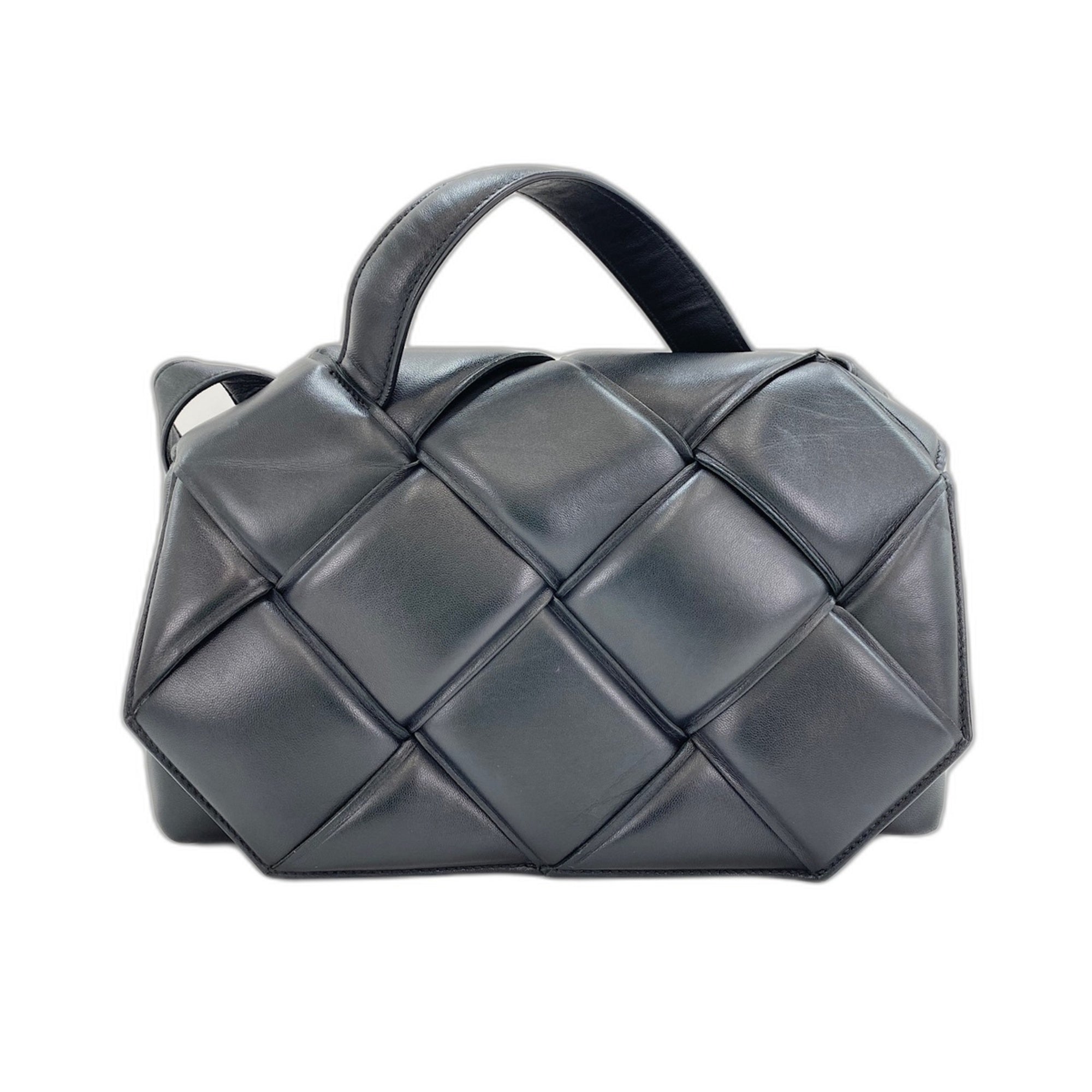 Bottega Veneta Black Shoulder Bag (Pre-Owned)