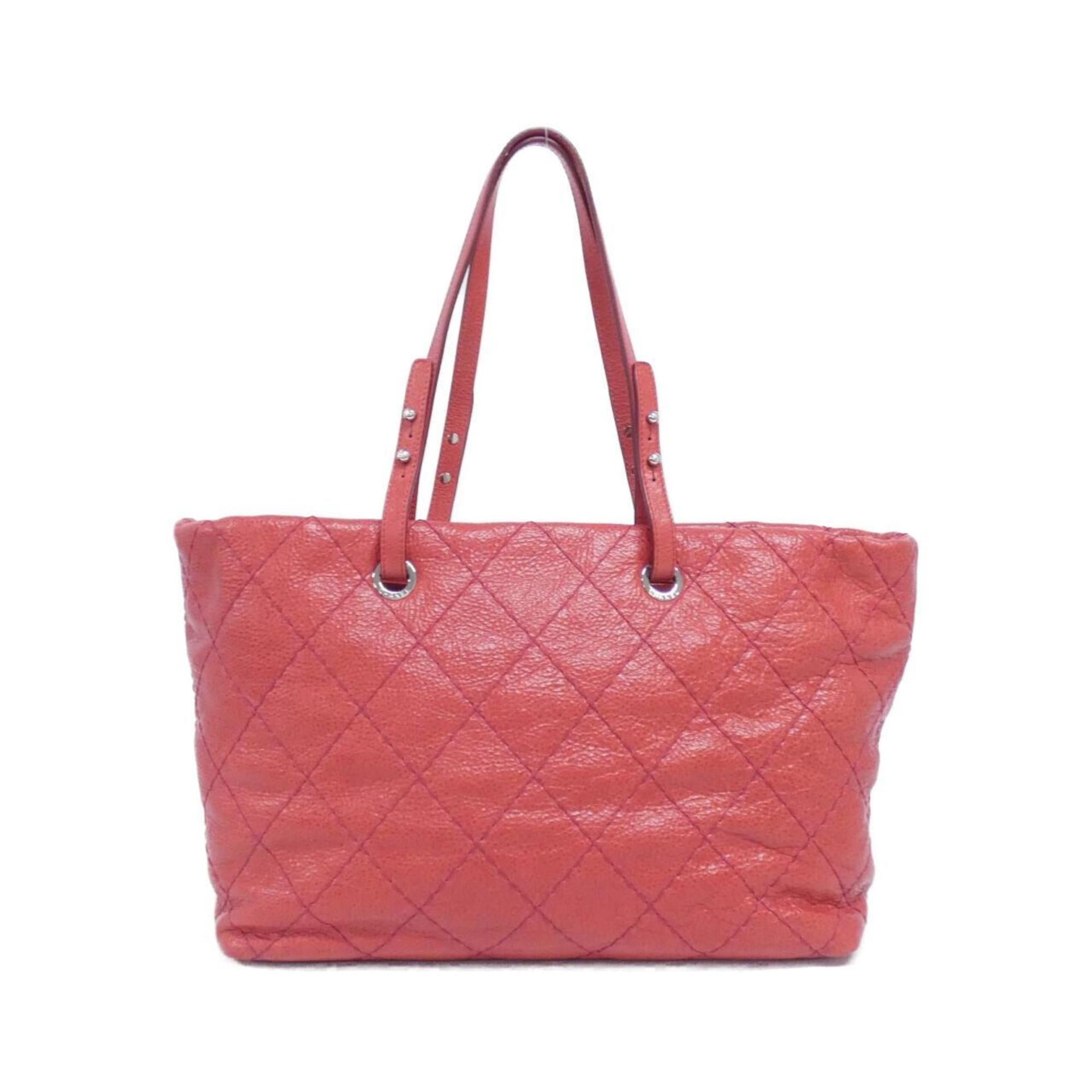 Chanel Pink Leather Handbag (Pre-Owned)