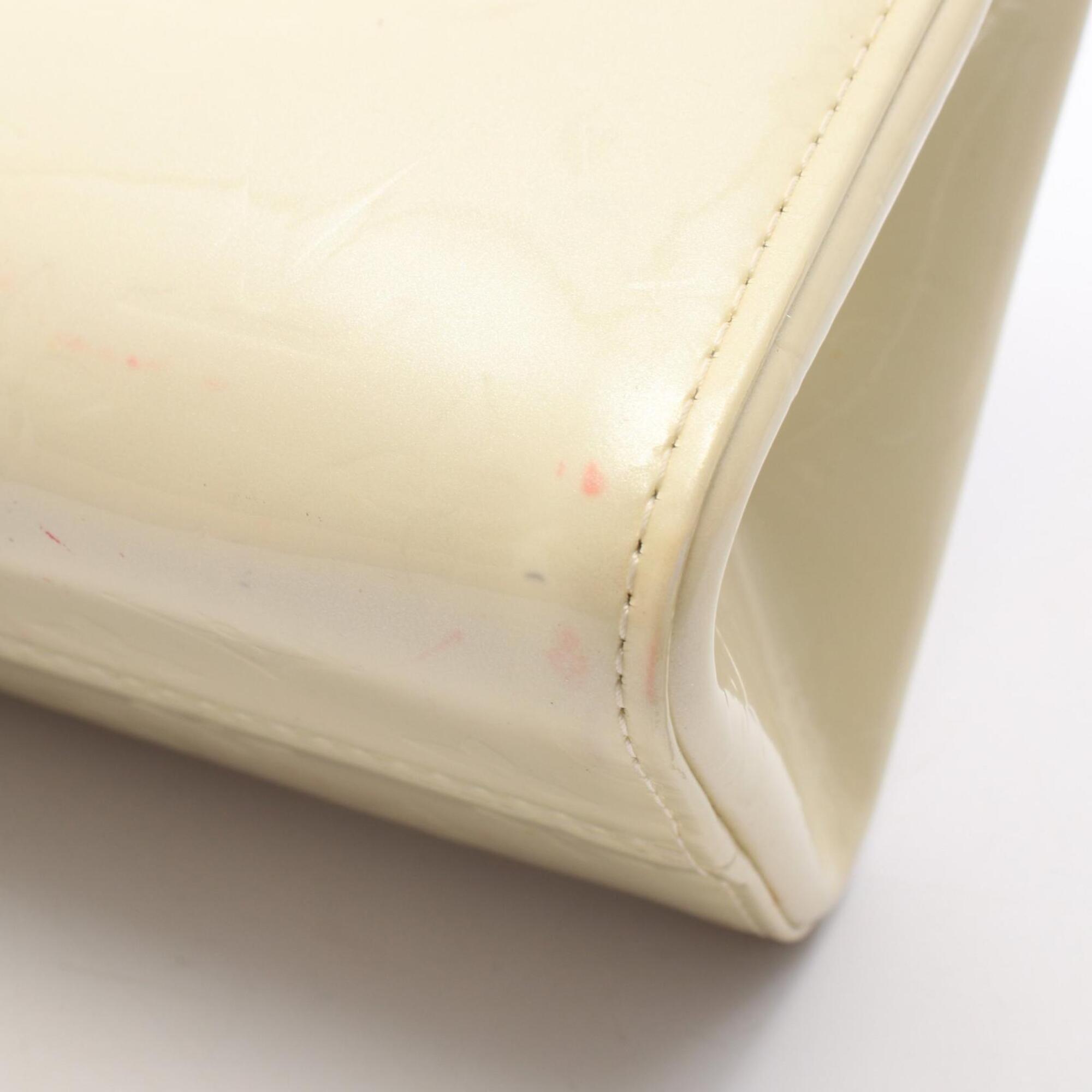 Louis Vuitton Pearl White Leather Vernis Handbag (Pre-Owned)