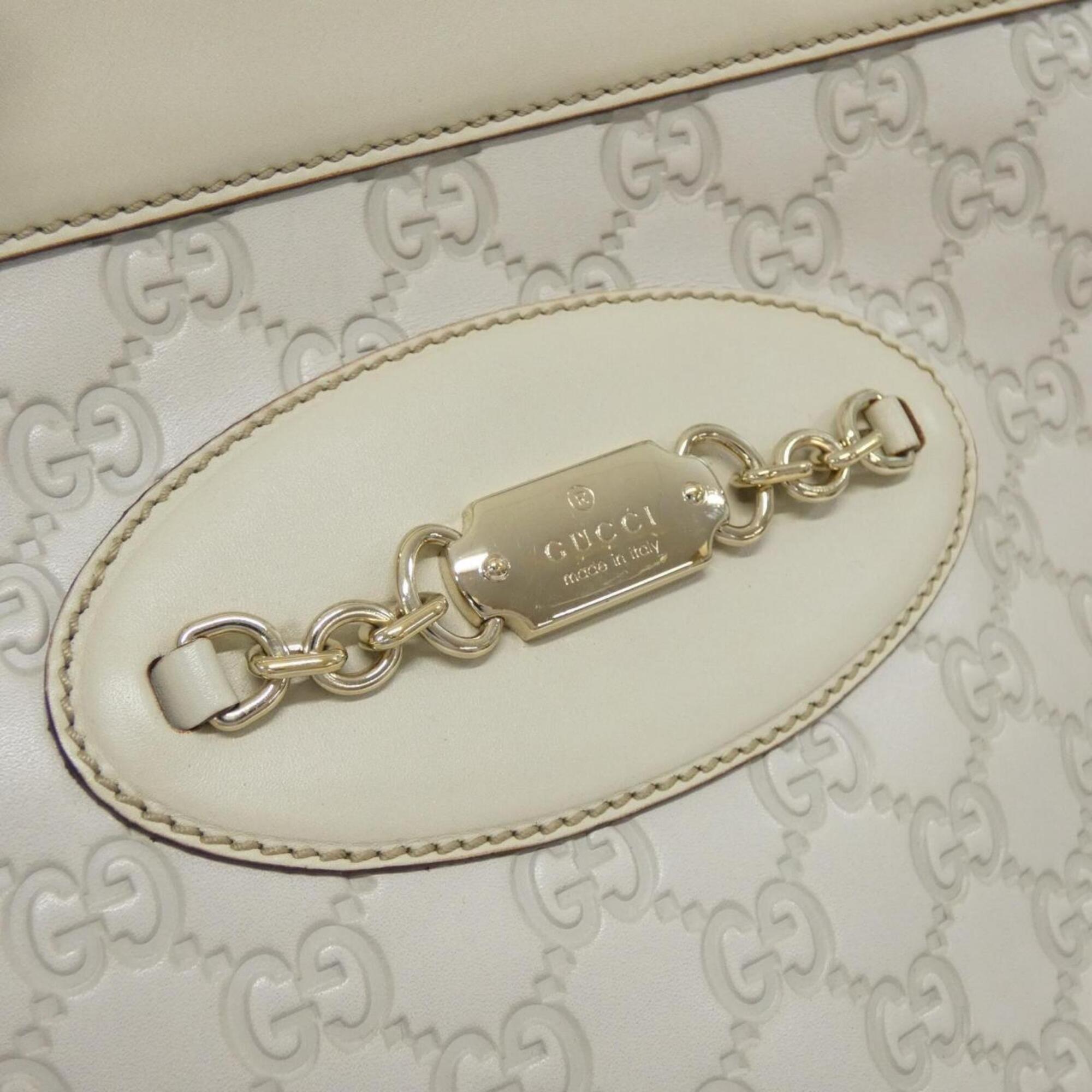 Gucci Ivory Gg Leather Handbag (Pre-Owned)
