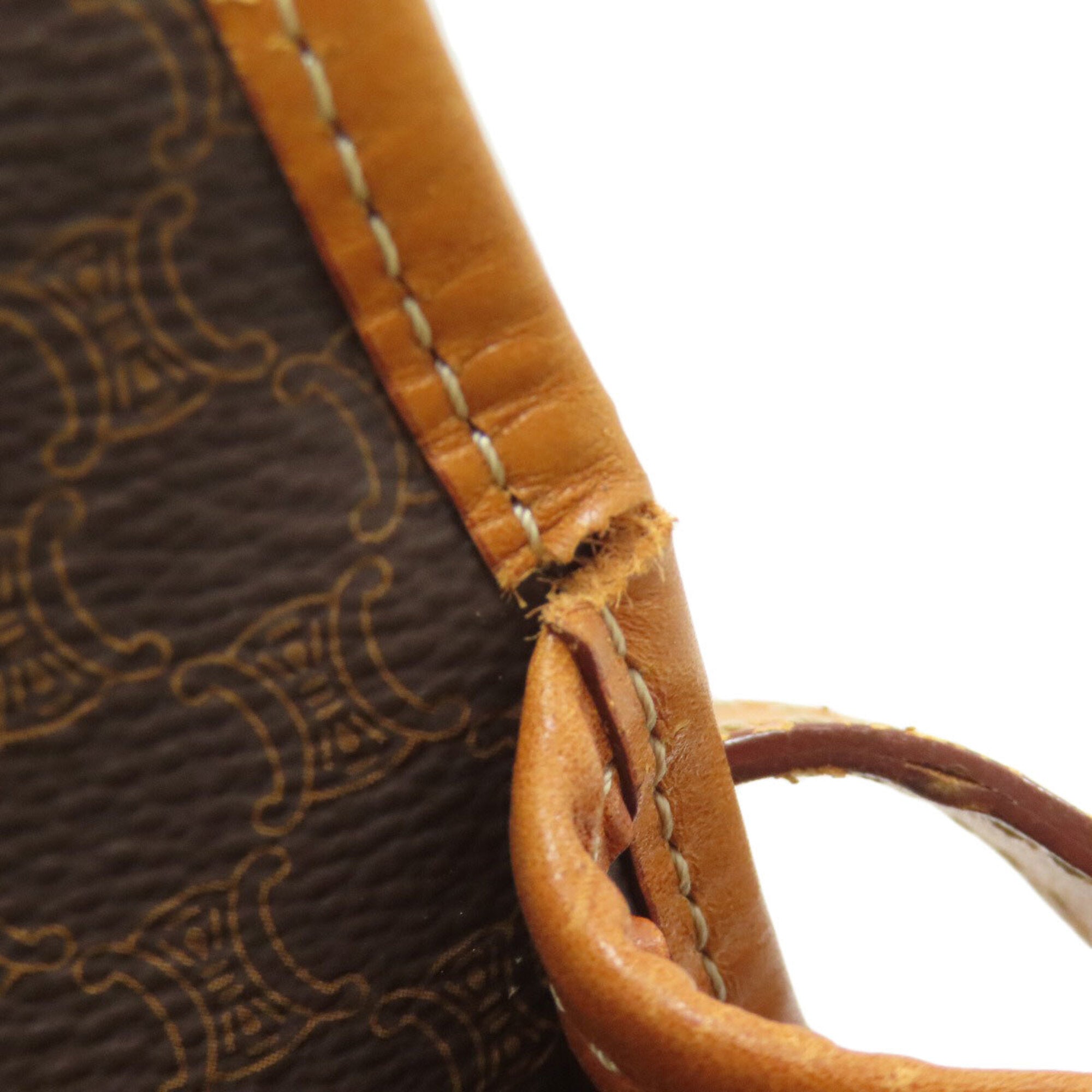 Celine Brown Leather Shoulder Bag (Pre-Owned)
