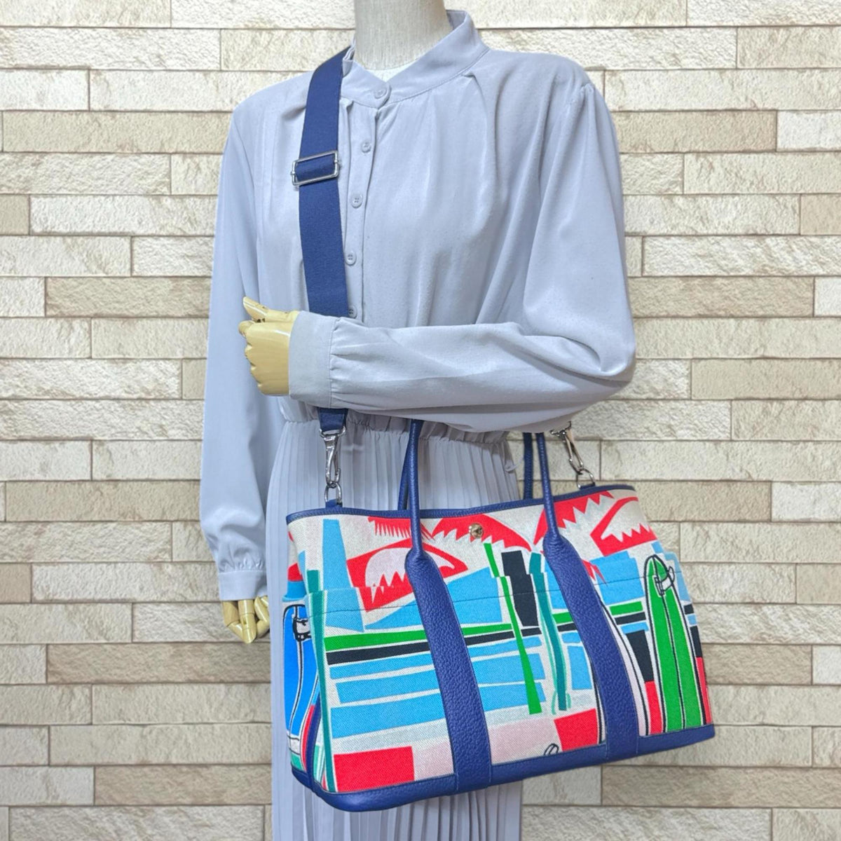 Hermes Blue Multi-Color Toile H Country Leather Shoulder Bag (Pre-Owned)