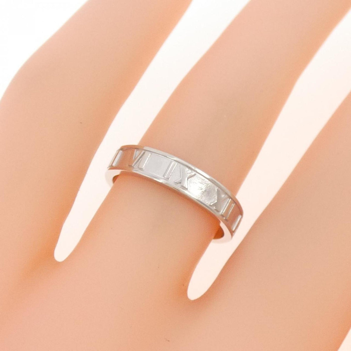 Tiffany White Gold (18K) Band Ring (Pre-Owned)
