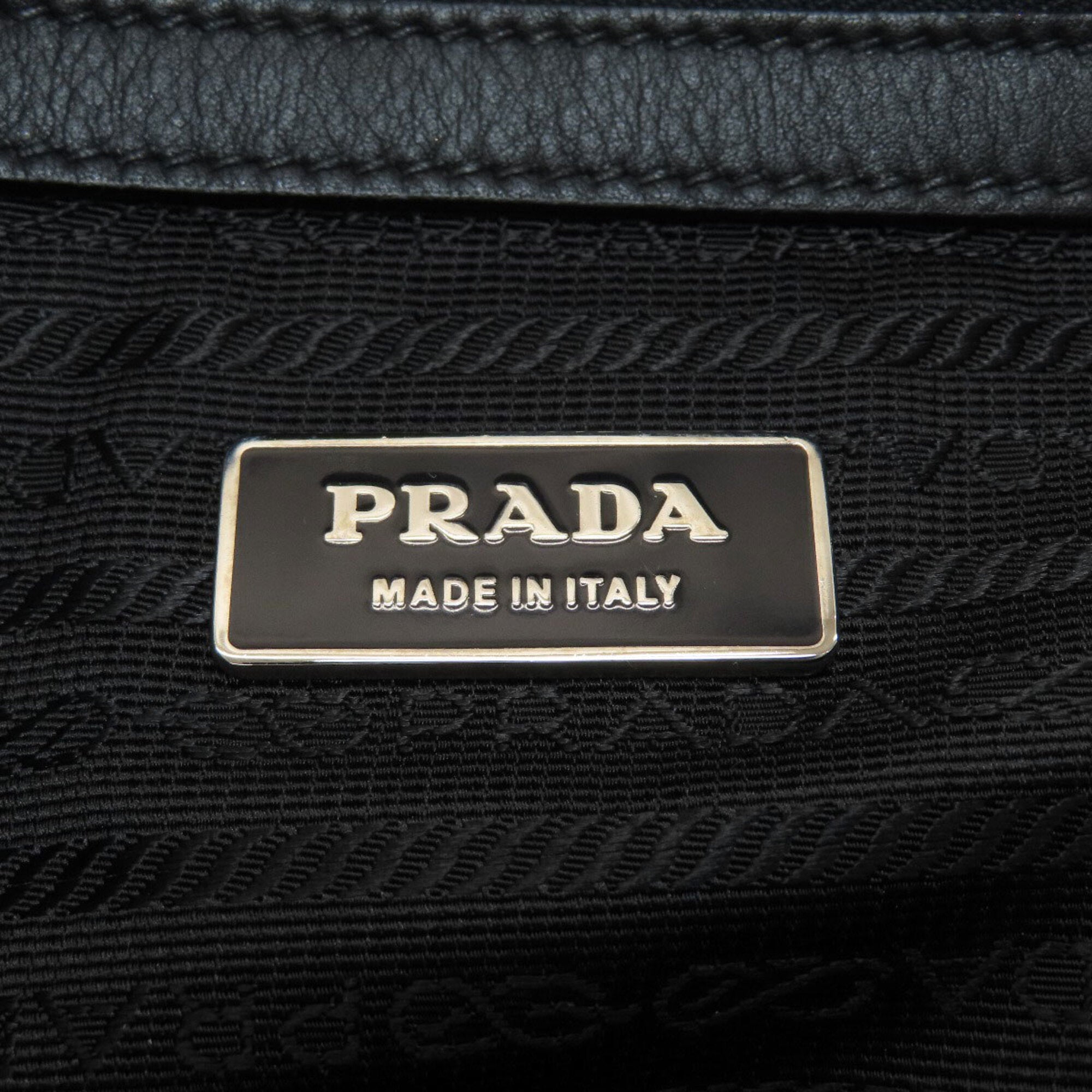 Prada Black Leather Boston Bag (Pre-Owned)