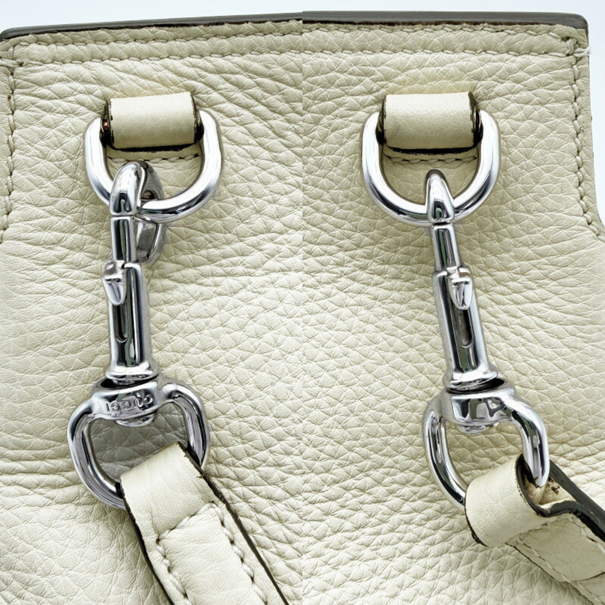 Gucci Bamboo Ivory Multi-Color Leather Shoulder Bag (Pre-Owned)