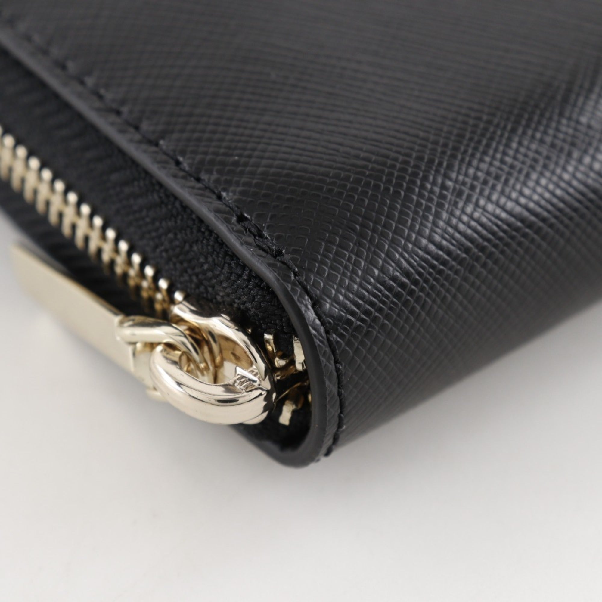 Kate Spade Black Leather Long Wallet (Bi-Fold) (Pre-Owned)