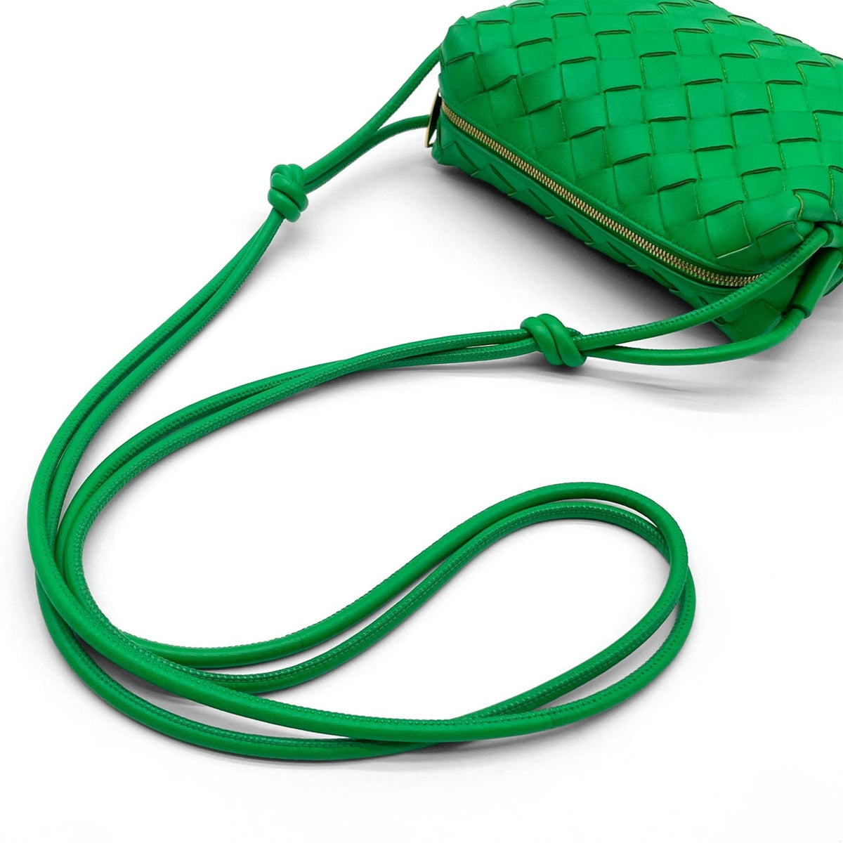 Bottega Veneta Green Leather Shoulder Bag (Pre-Owned)