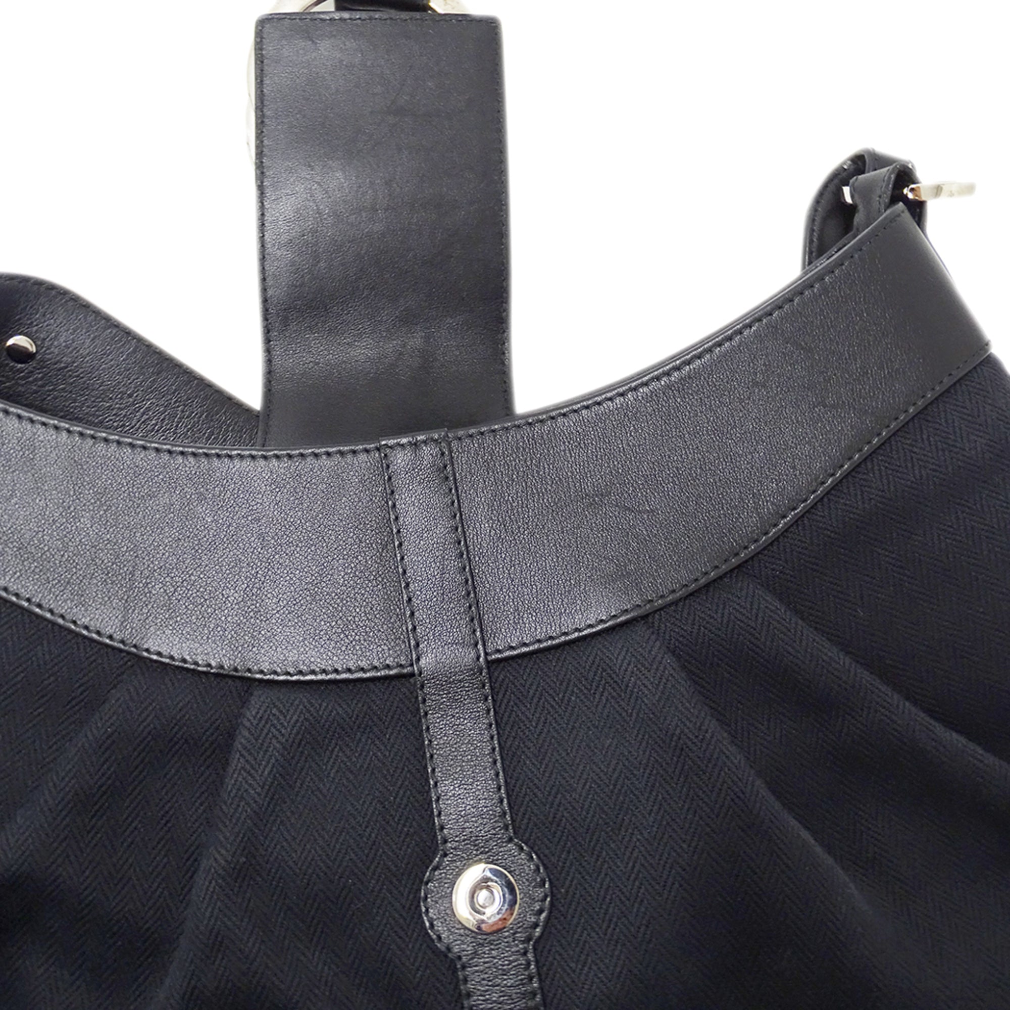 Bvlgari Black Canvas Handbag Shoulder Bag (Pre-Owned)