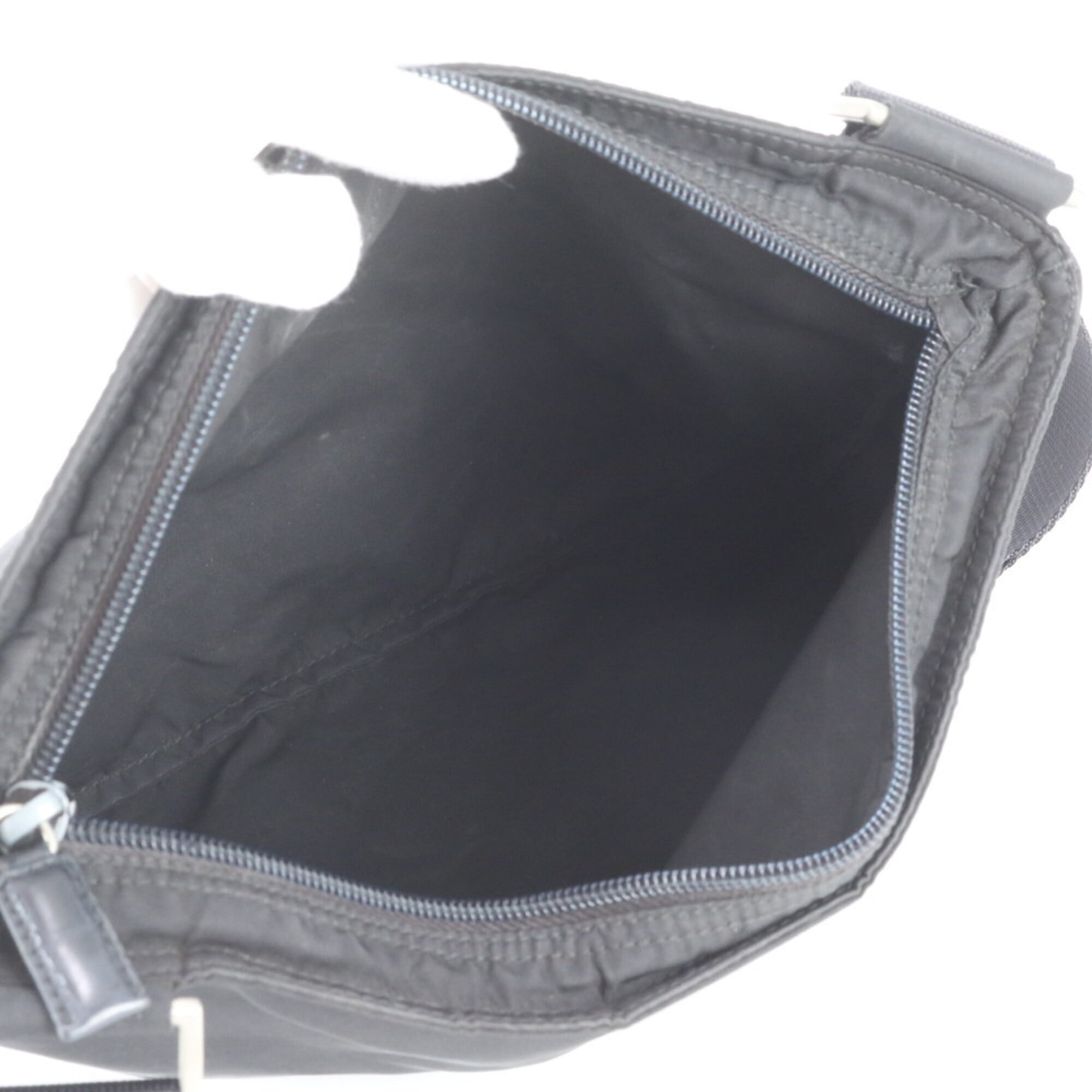 Prada Black Nylon Leather Messenger Bag Shoulder Bag (Pre-Owned)