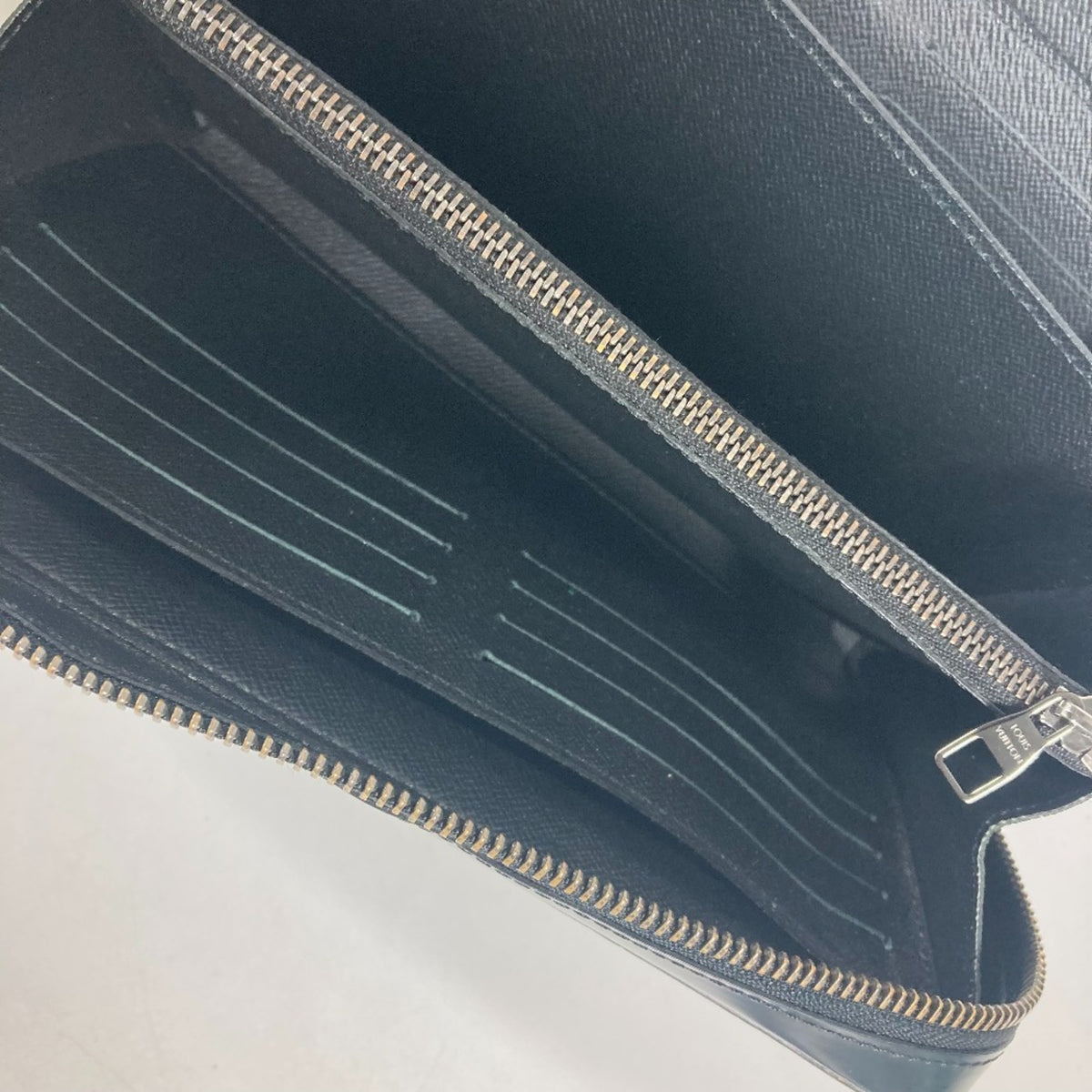 Louis Vuitton Monogram Eclipse Black Monogram Eclipse Long Wallet (Bi-Fold) (Pre-Owned)