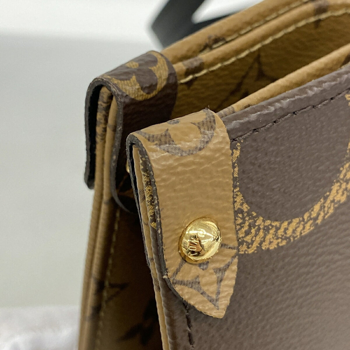 Louis Vuitton Brown Tote Bag (Pre-Owned)