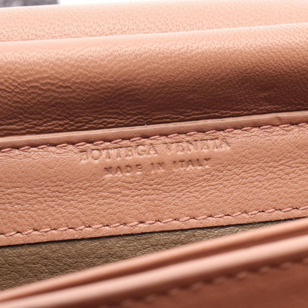 Bottega Veneta Pink Leather Handbag Shoulder Bag (Pre-Owned)