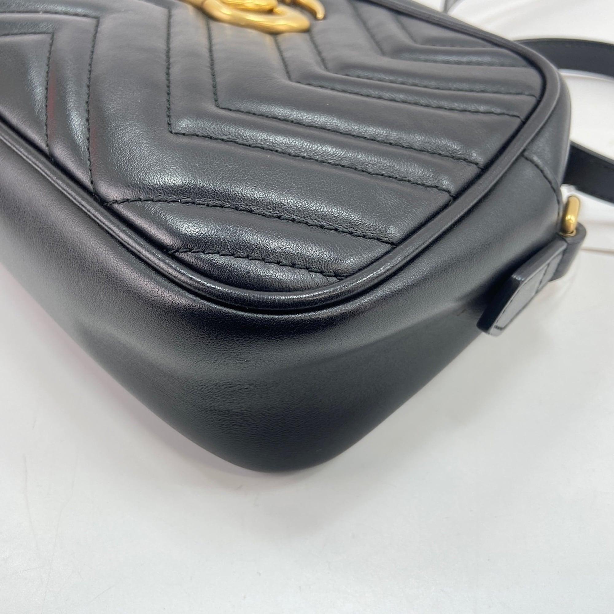 Gucci Gg Marmont Black Shoulder Bag (Pre-Owned)