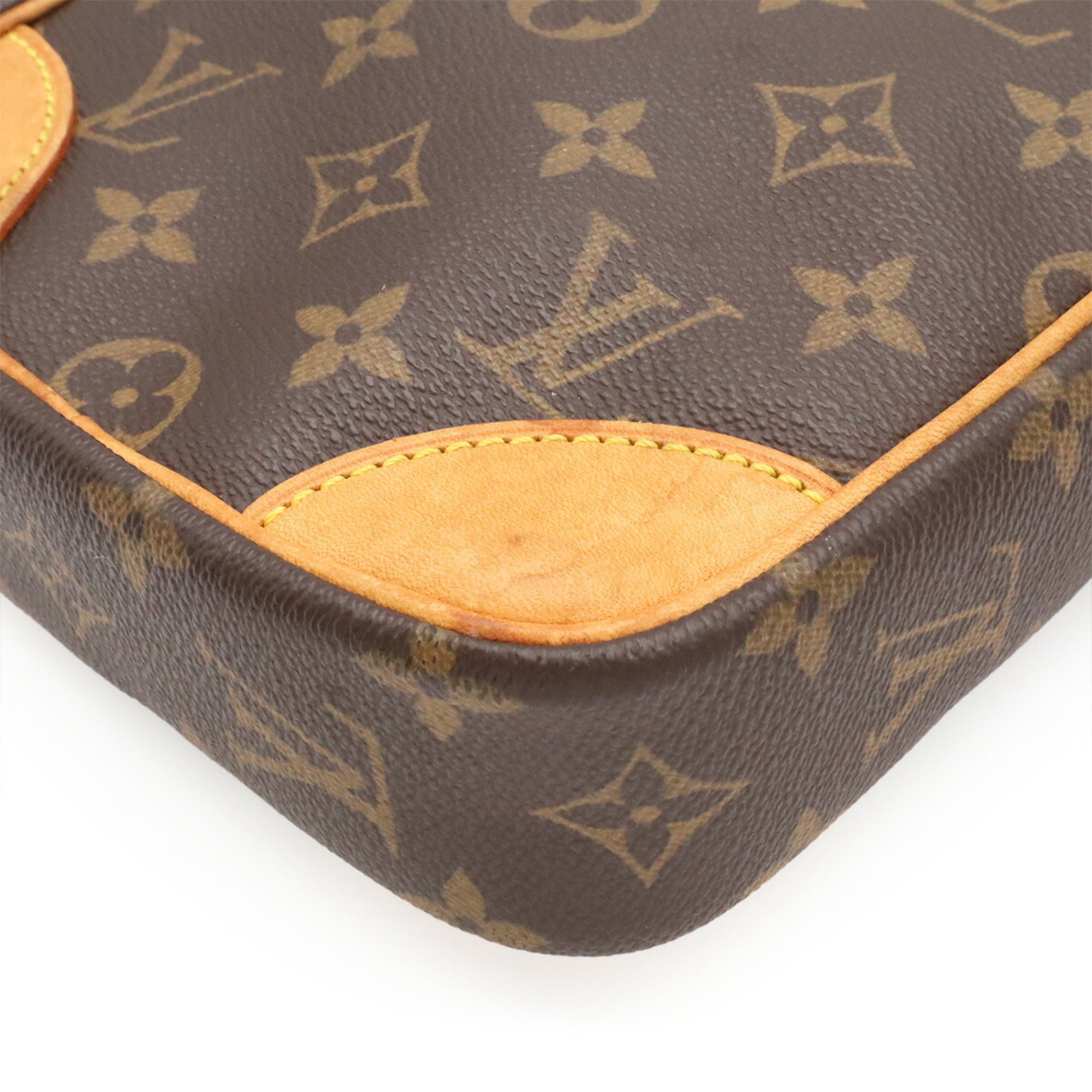 Louis Vuitton Monogram Brown Monogram Pochette Shoulder Bag (Pre-Owned)