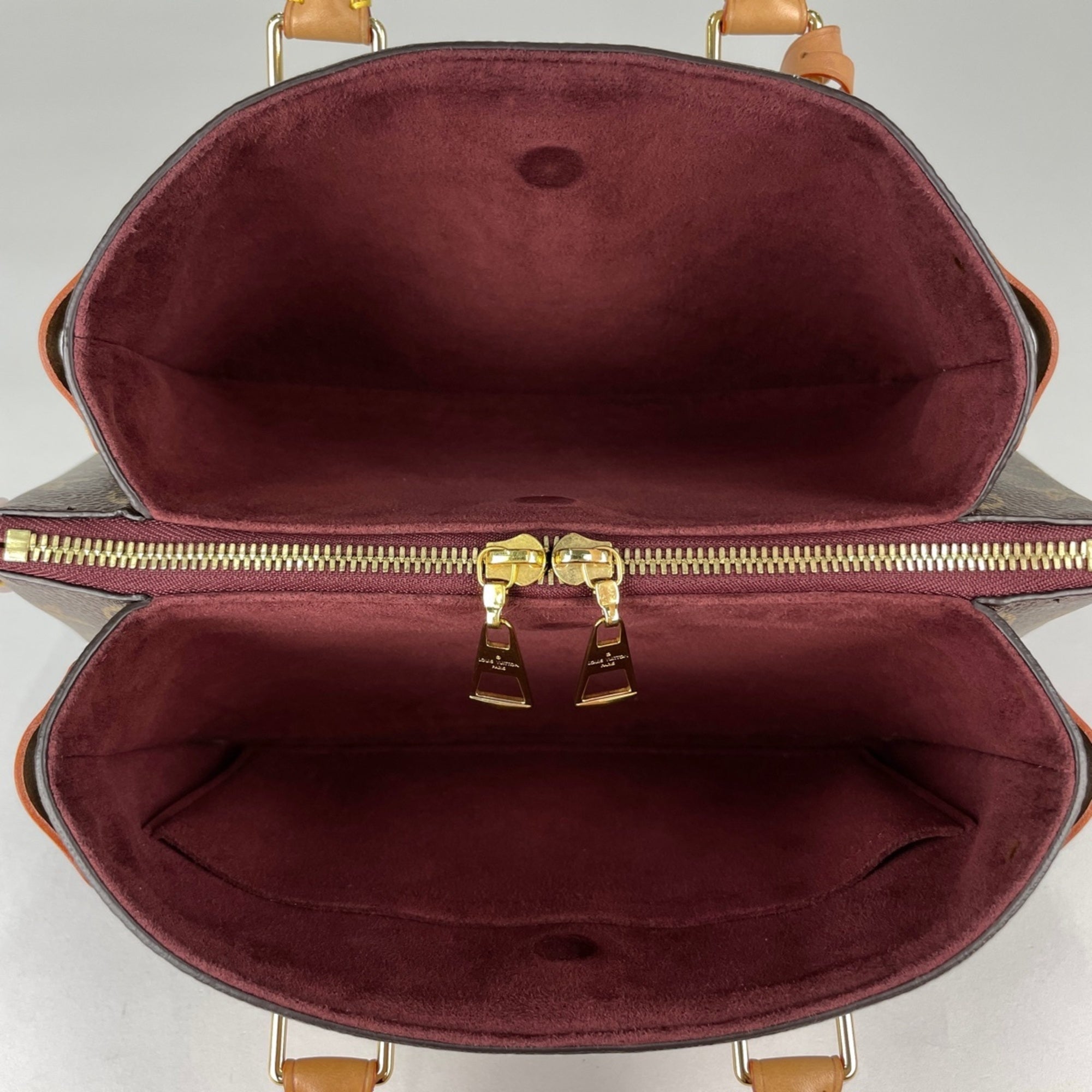 Louis Vuitton Brown Monogram Handbag (Pre-Owned)