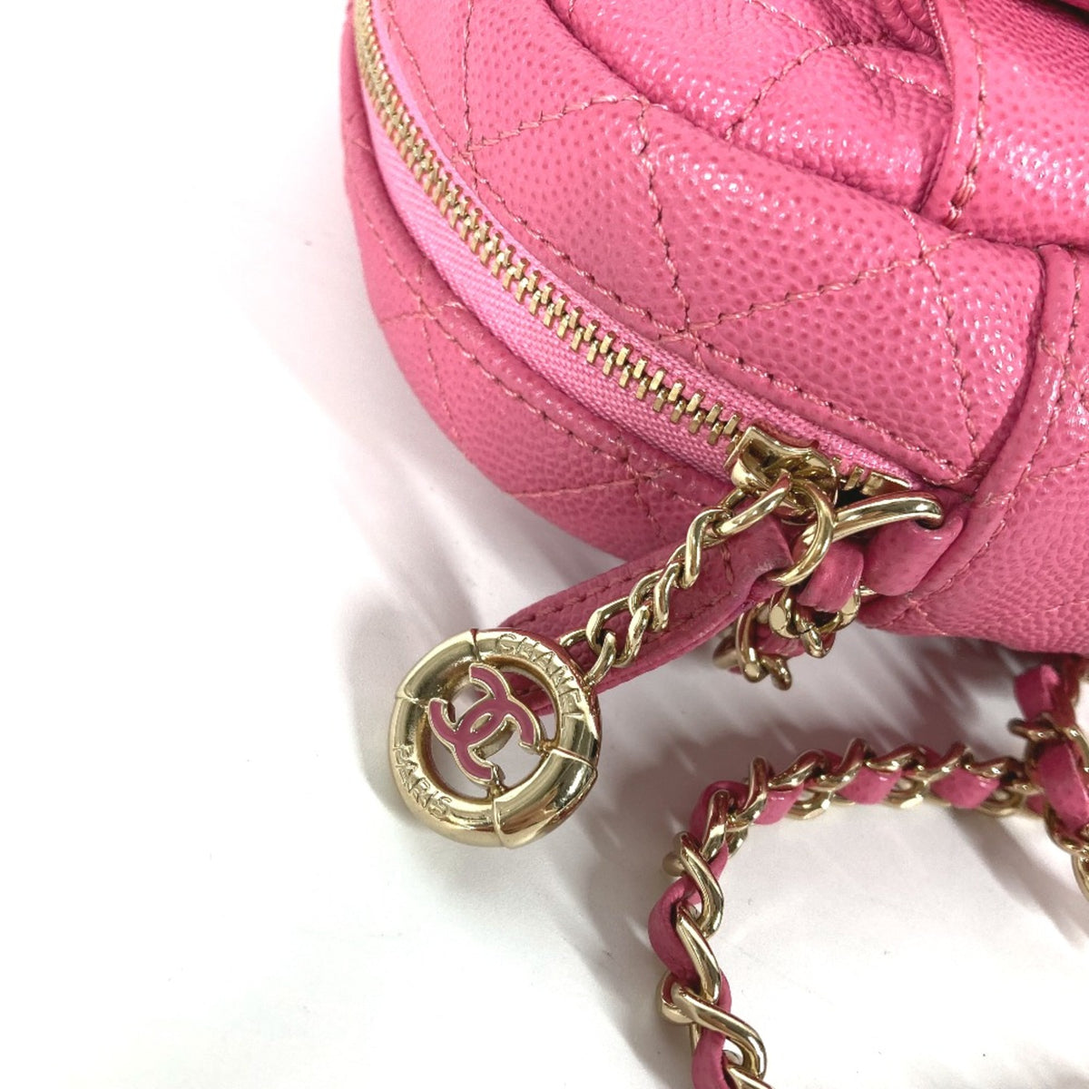 Chanel Pink Leather Shoulder Bag (Pre-Owned)