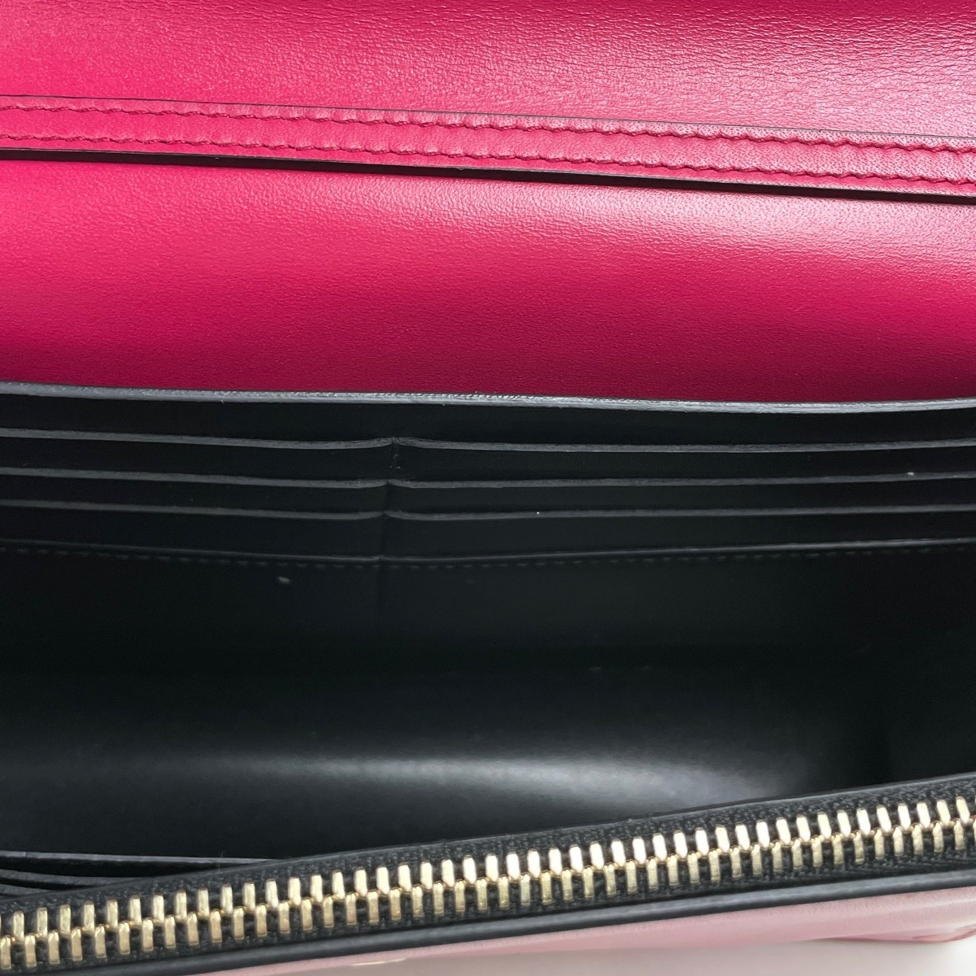 Bvlgari Red Color Leather Clutch Bag Shoulder Bag (Pre-Owned)