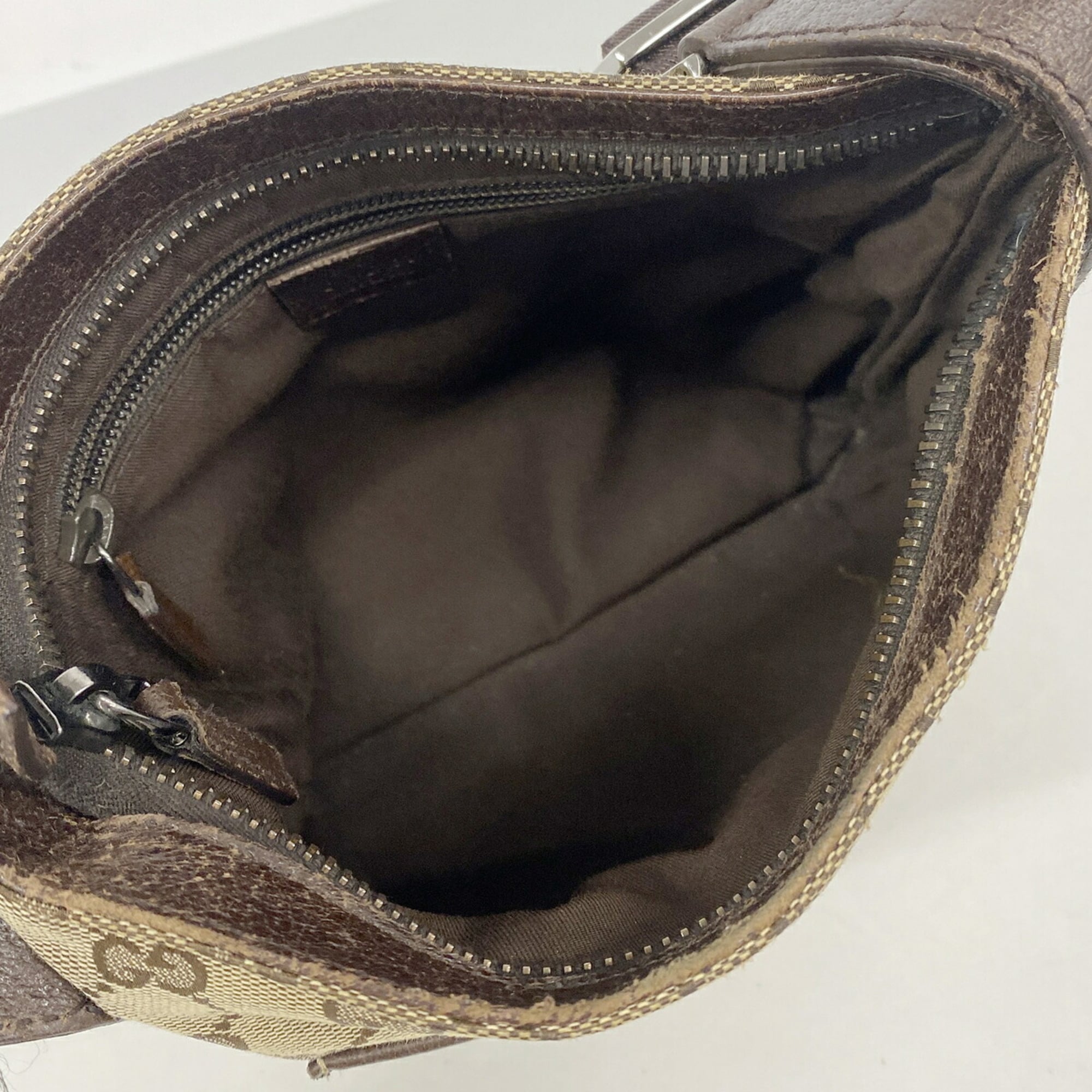 Gucci Beige Canvas Shoulder Bag (Pre-Owned)