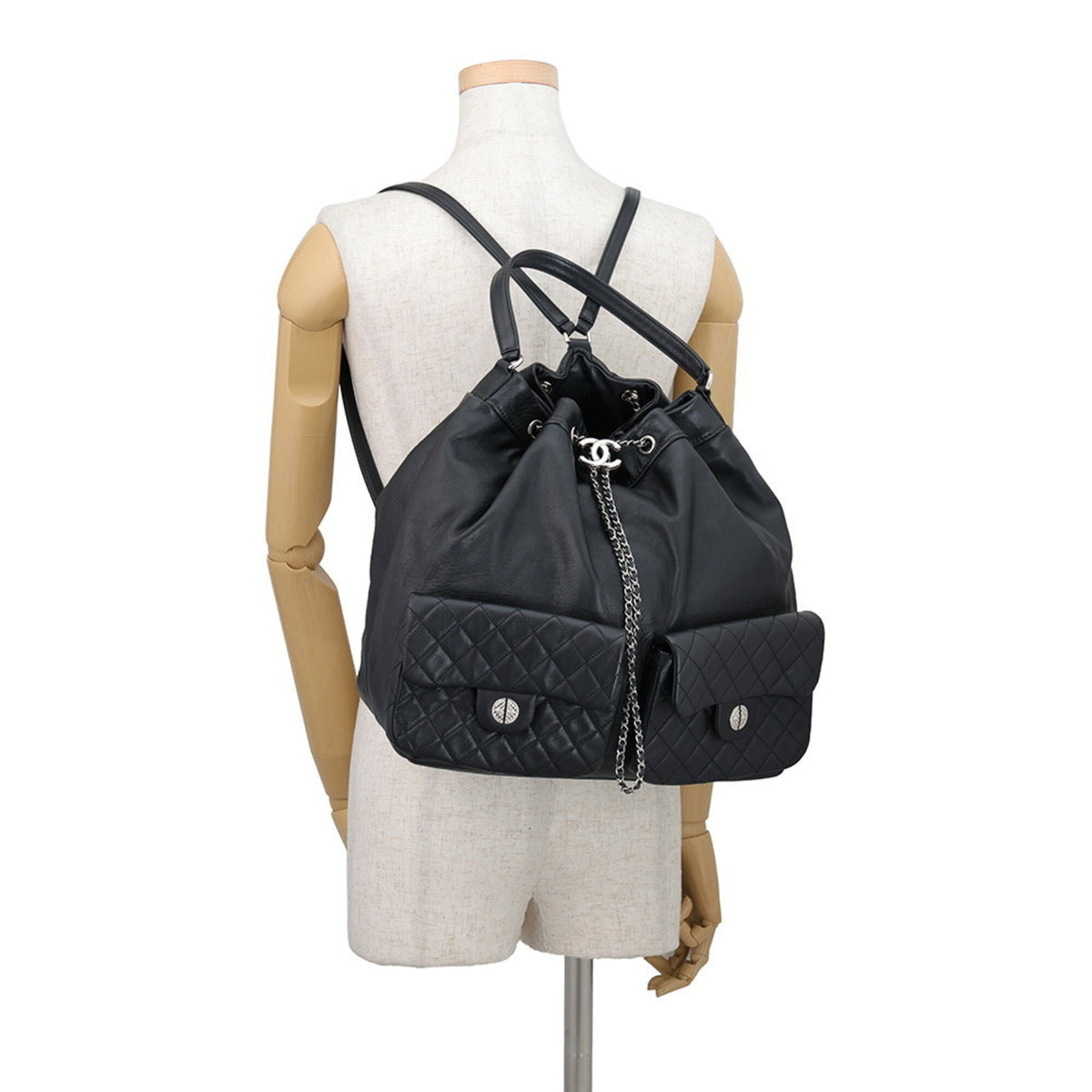 Chanel Matelasse Black Leather Backpack (Pre-Owned)