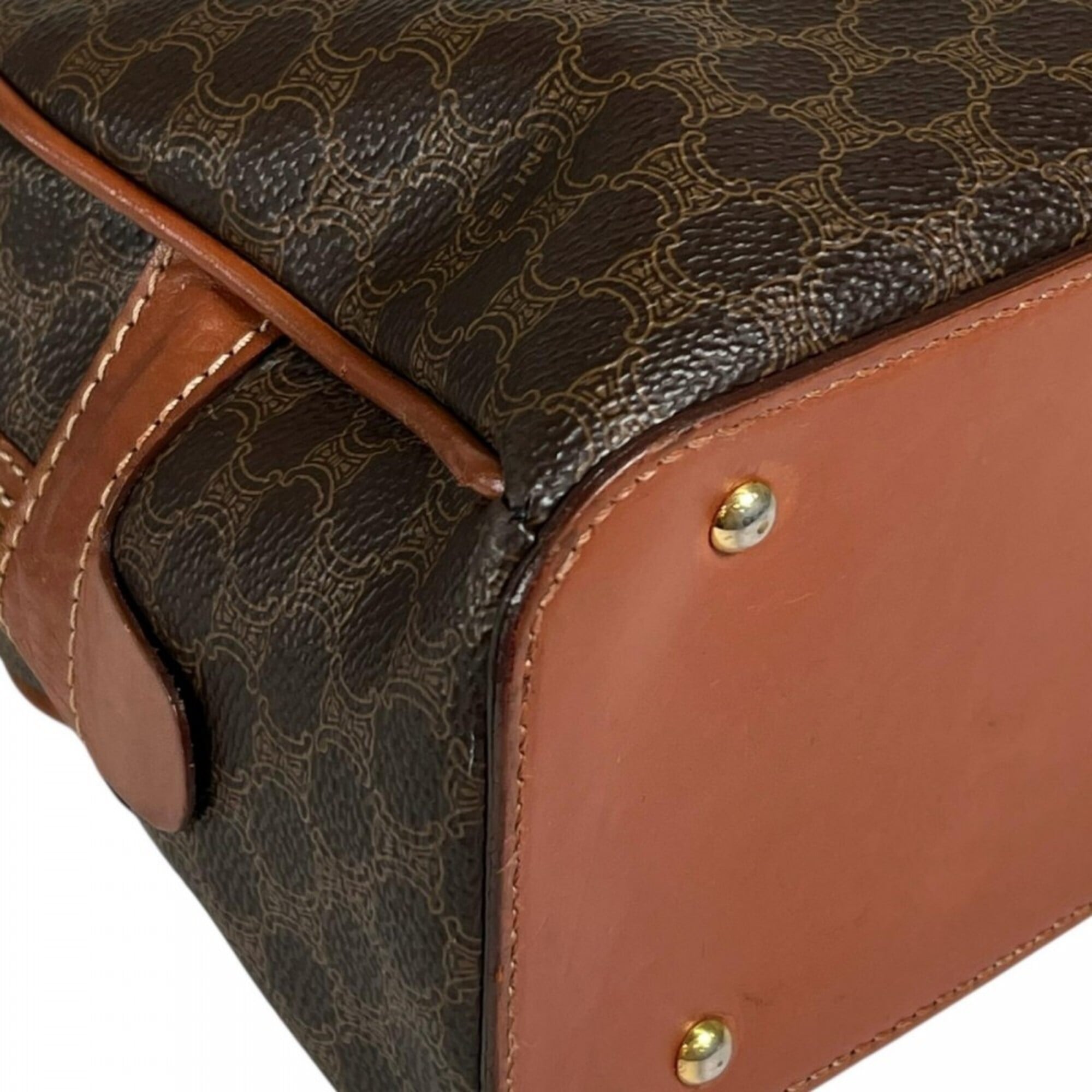 Celine Brown Leather Shoulder Bag (Pre-Owned)