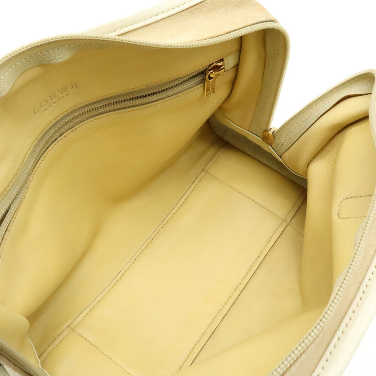 Loewe Amazona Beige Ivory Suede Leather Handbag (Pre-Owned)