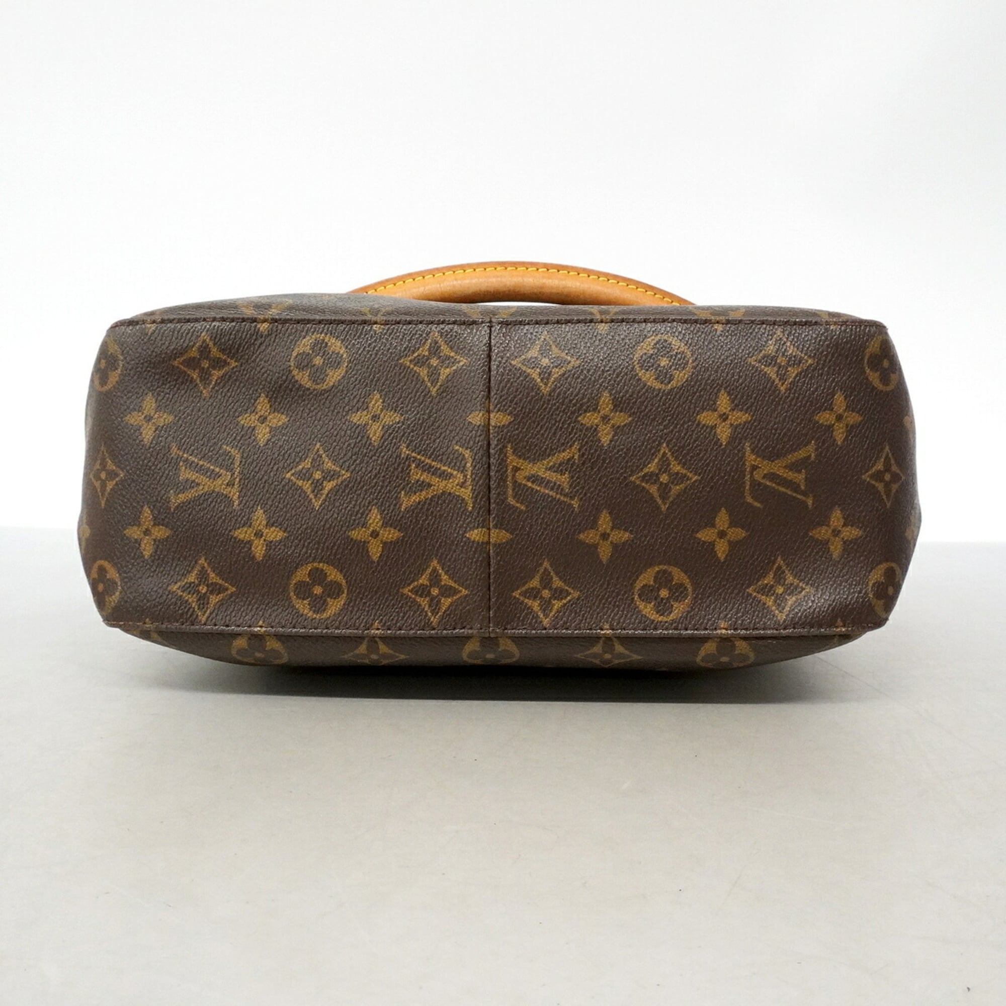 Louis Vuitton Brown Shoulder Bag (Pre-Owned)