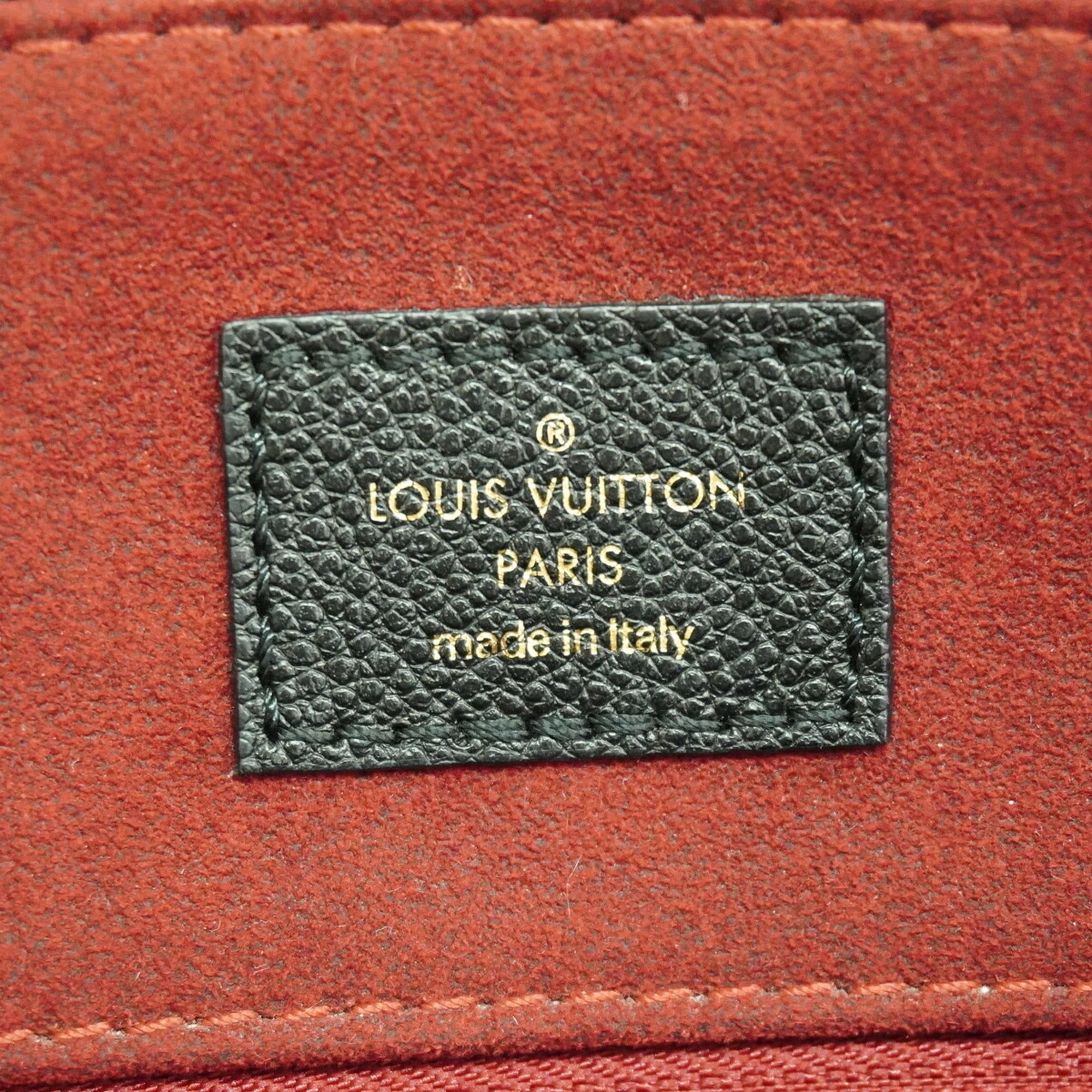 Louis Vuitton Noir Handbag (Pre-Owned)