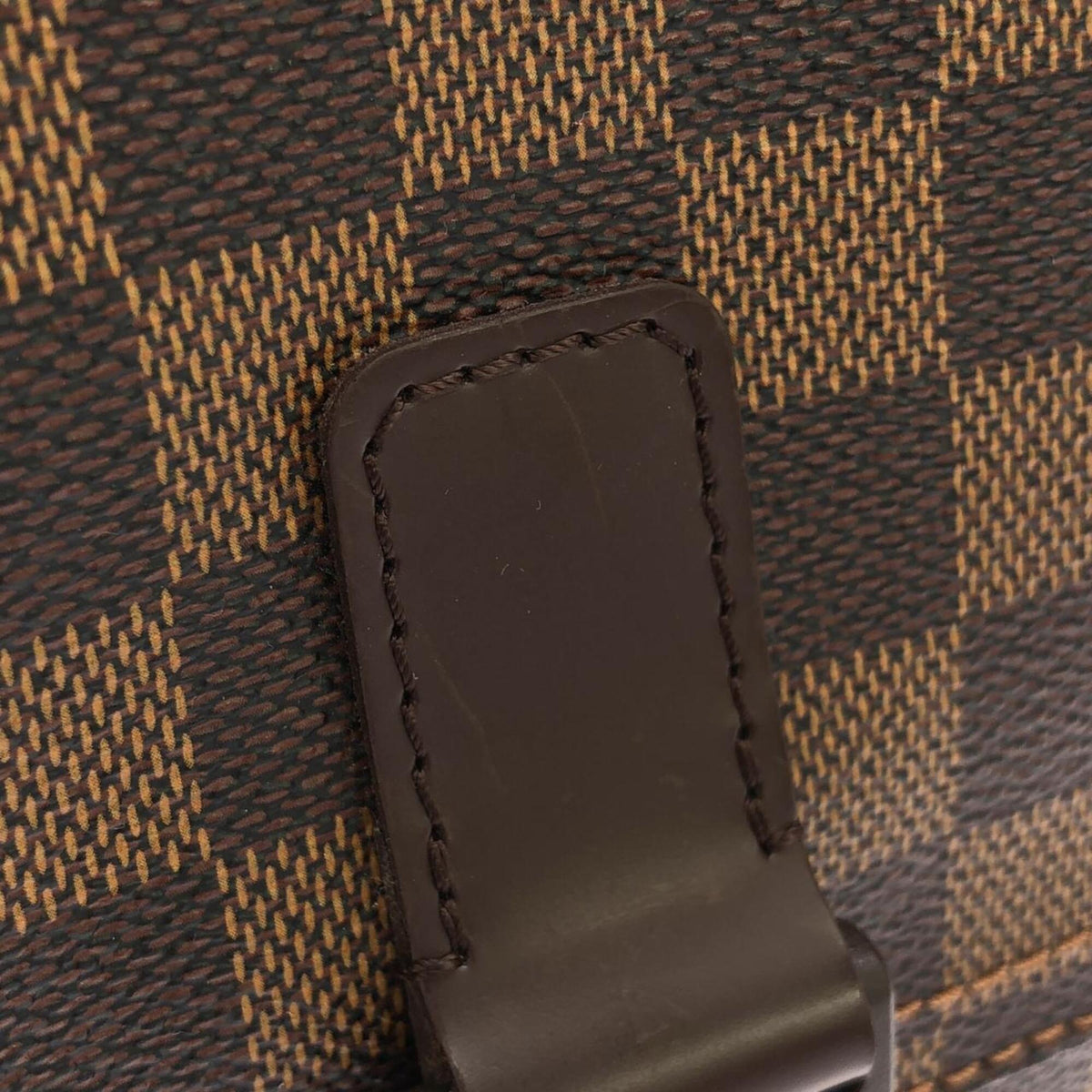 Louis Vuitton Brown Coated Canvas Shoulder Bag (Pre-Owned)