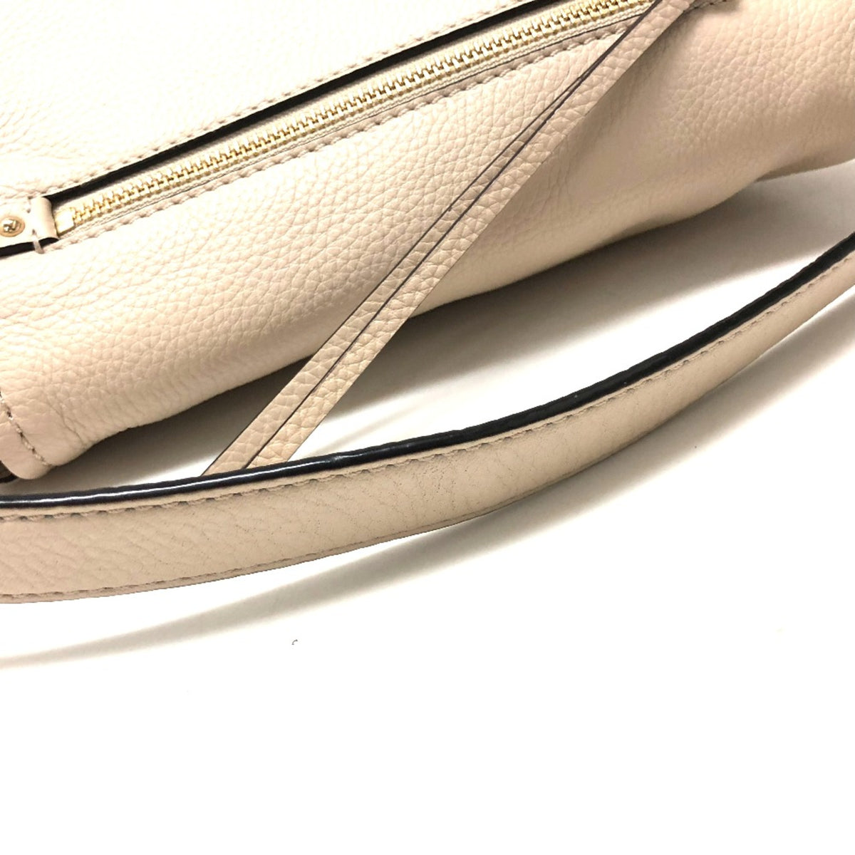 Kate Spade Beige Leather Shoulder Bag (Pre-Owned)