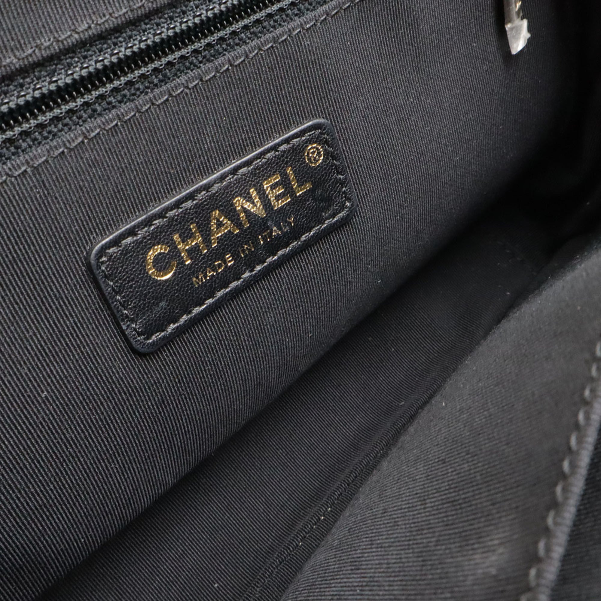 Chanel Beige Black Suede Handbag (Pre-Owned)
