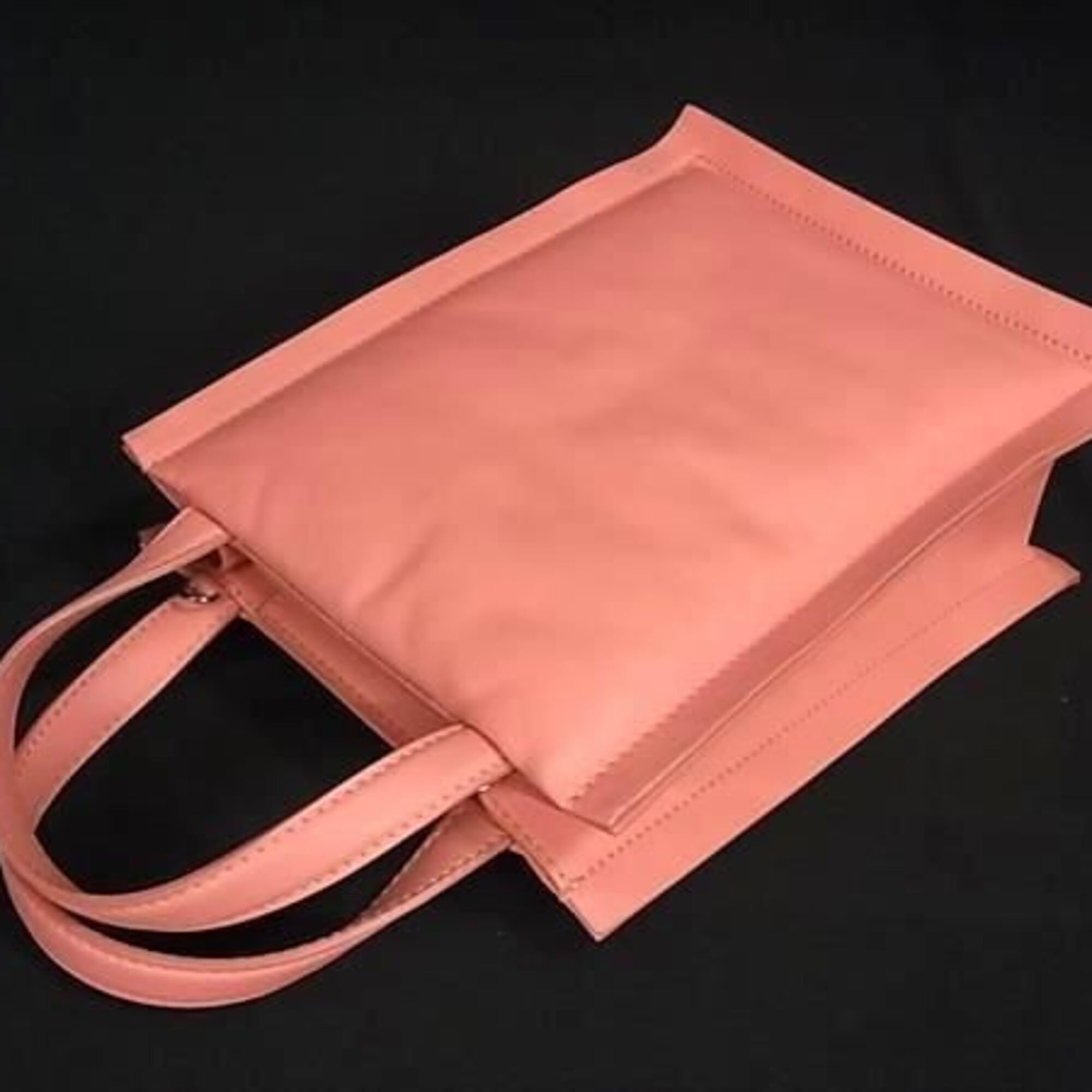 Salvatore Ferragamo Pink Leather Handbag Shoulder Bag (Pre-Owned)
