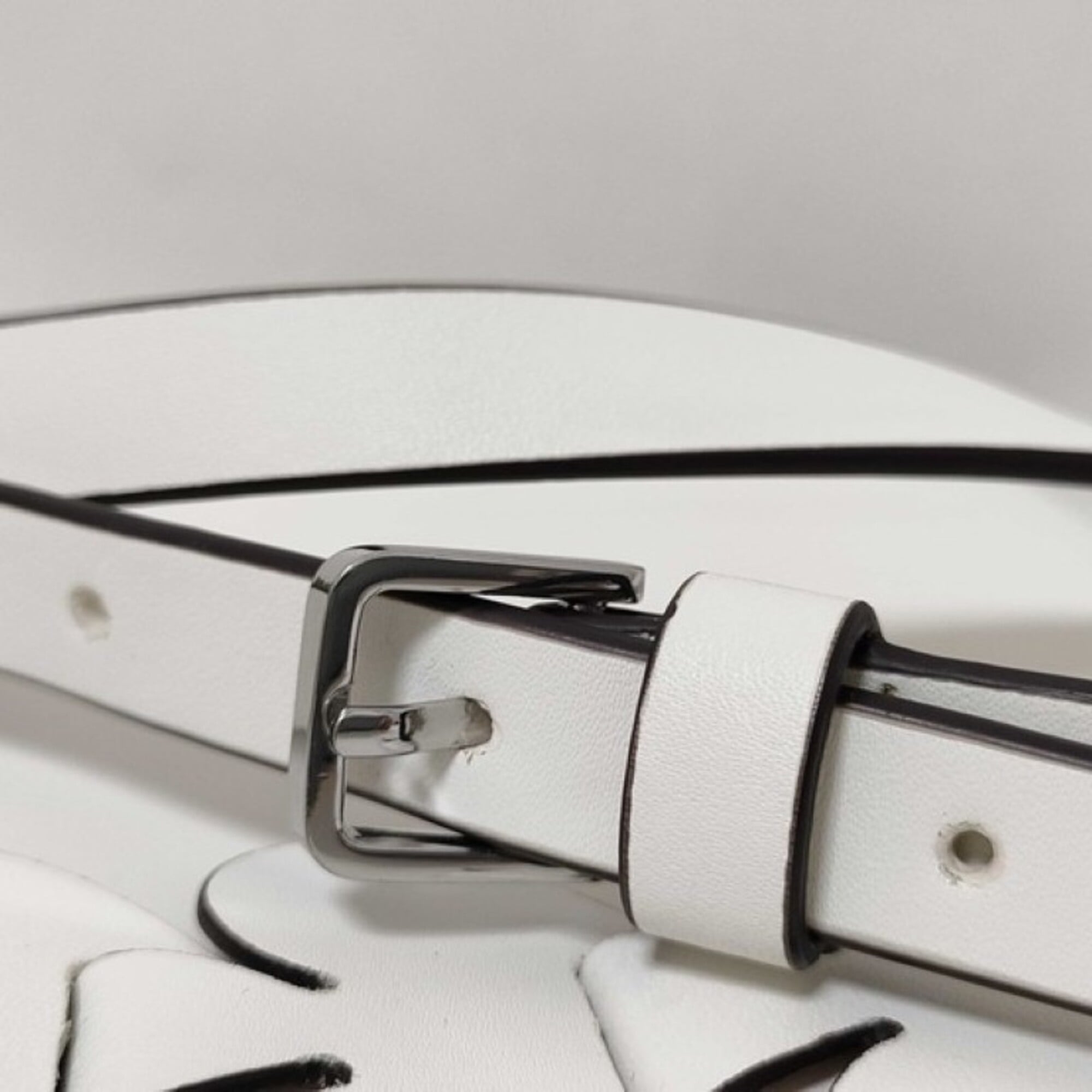 Kate Spade White Leather Shoulder Bag (Pre-Owned)