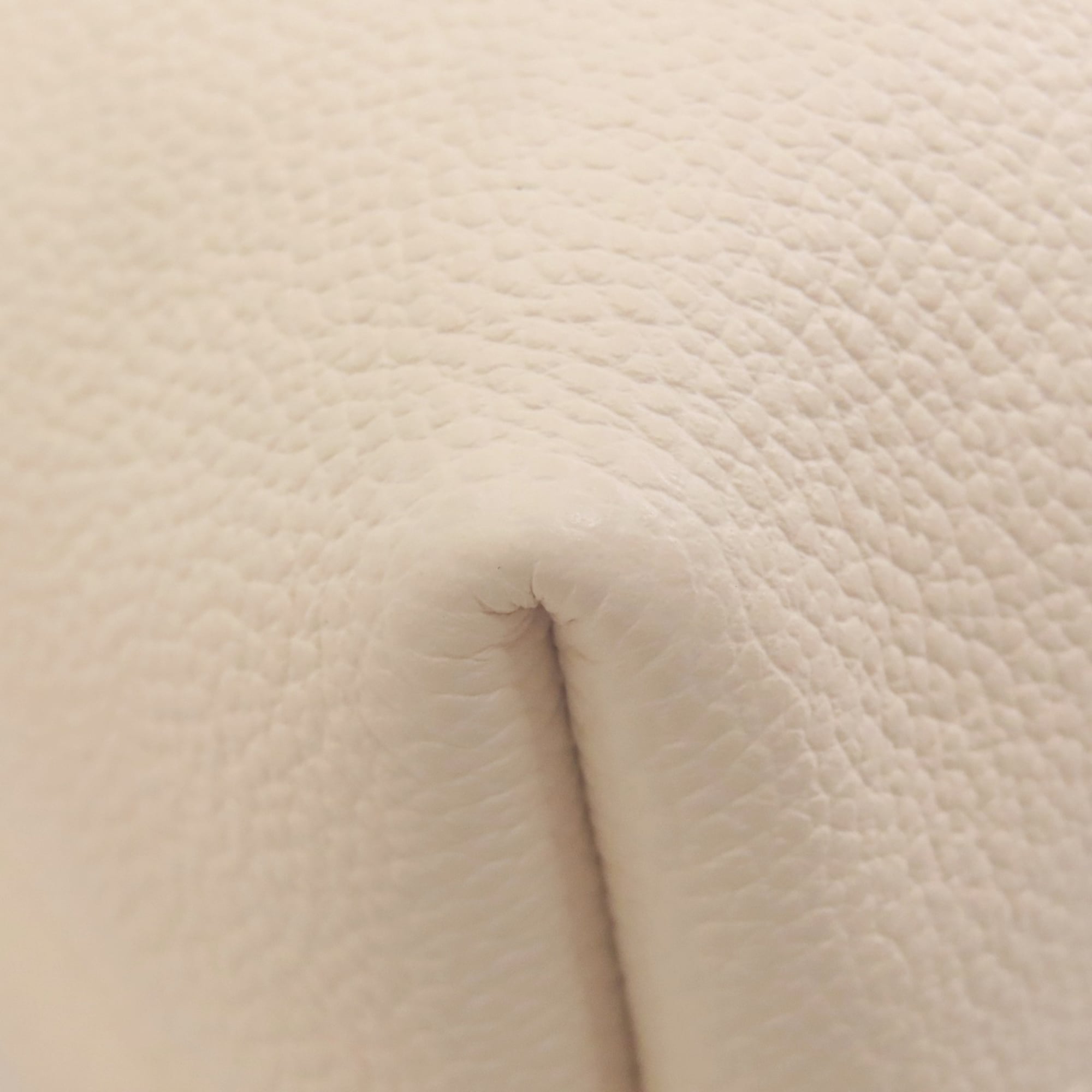 Louis Vuitton Cream Monogram Empreinte Handbag Pouch (Pre-Owned)