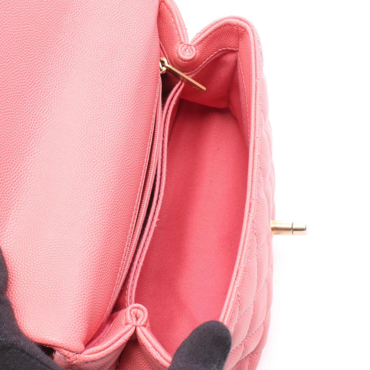 Chanel Pink Grained Calfskin Handbag (Pre-Owned)