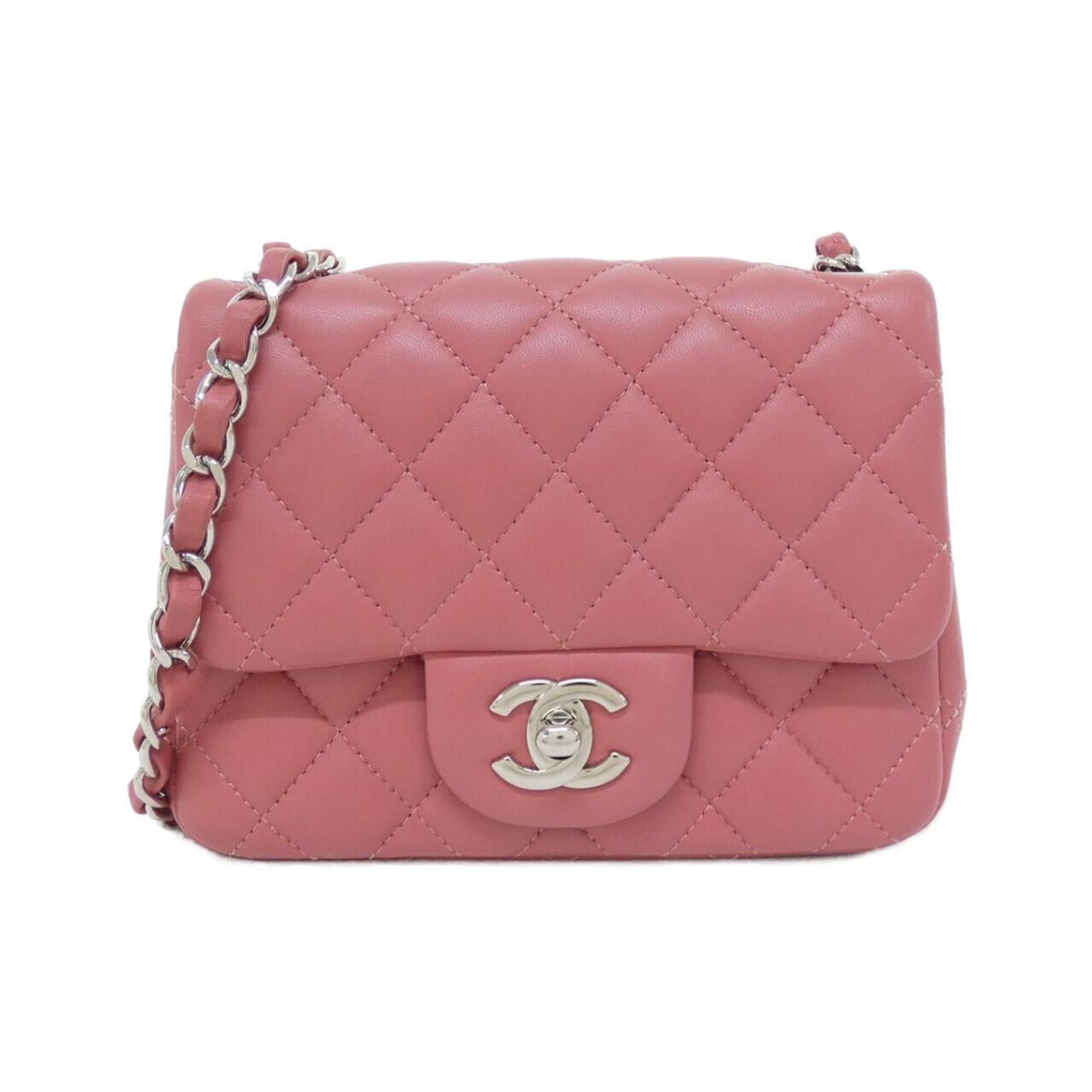 Chanel Pink Leather Shoulder Bag (Pre-Owned)