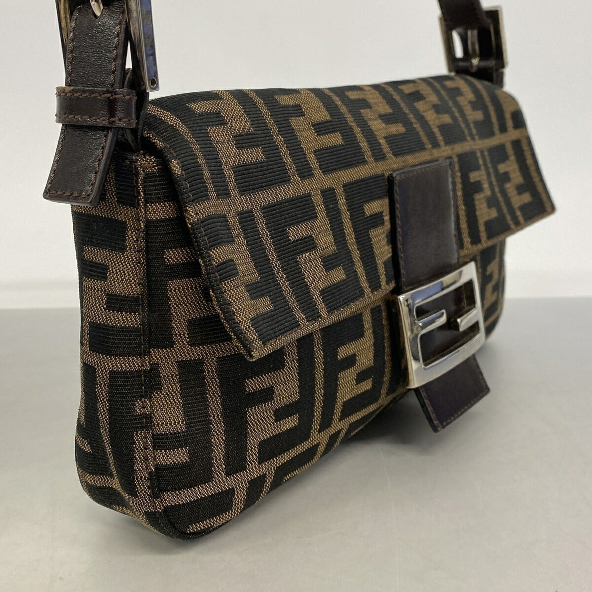 Fendi Brown Nylon Canvas Handbag (Pre-Owned)
