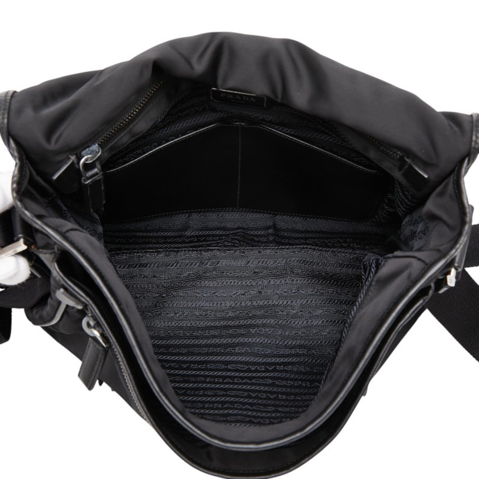Prada Black Nylon Leather Messenger Bag Shoulder Bag (Pre-Owned)