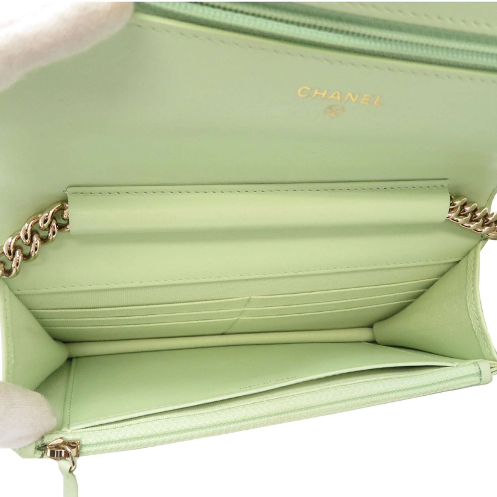 Chanel Grained Calfskin Shoulder Bag (Pre-Owned)