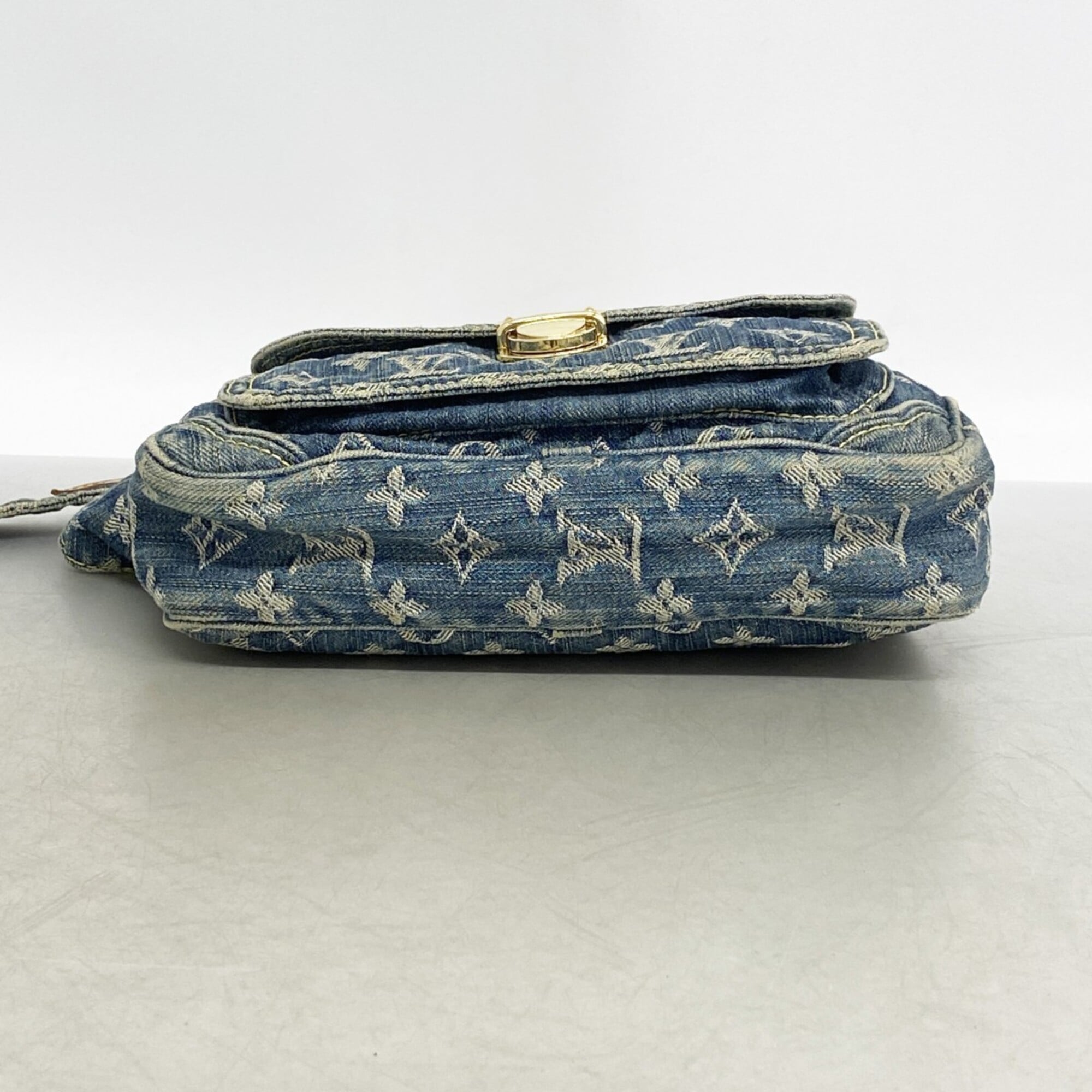 Louis Vuitton Blue Fanny Pack (Pre-Owned)